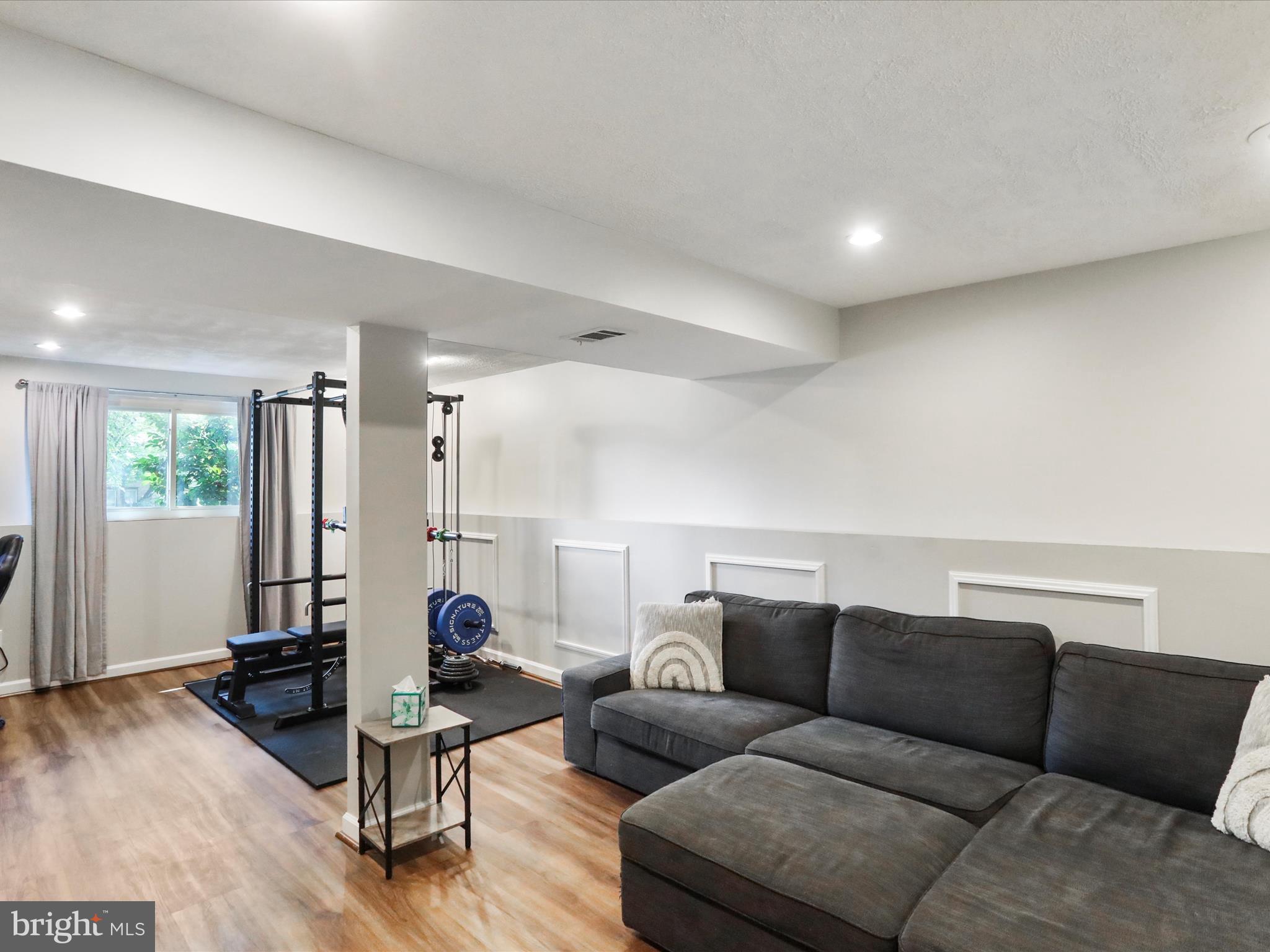 AMBER MEADOWS - Residential