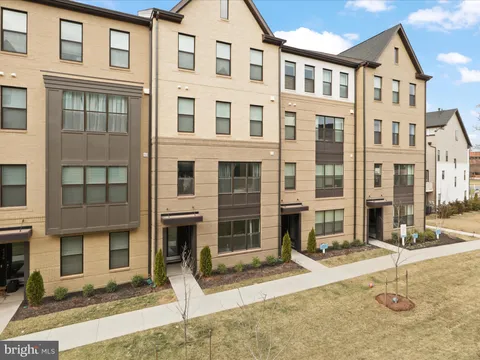 4923 Longmire Way Unit 120, Chantilly, VA 20151 - MLS#: VAFX2224524
