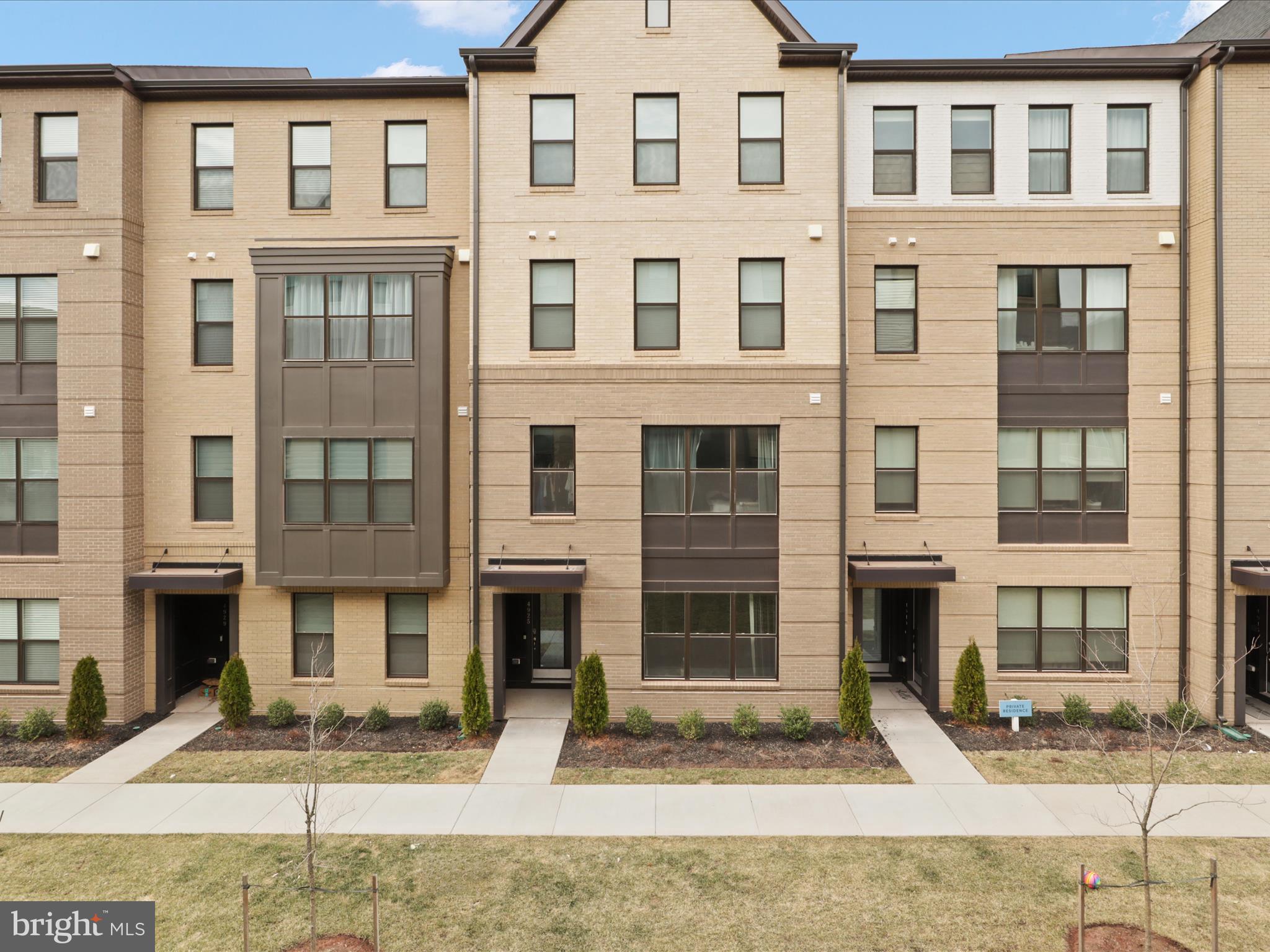 4923 LONGMIRE WAY 120