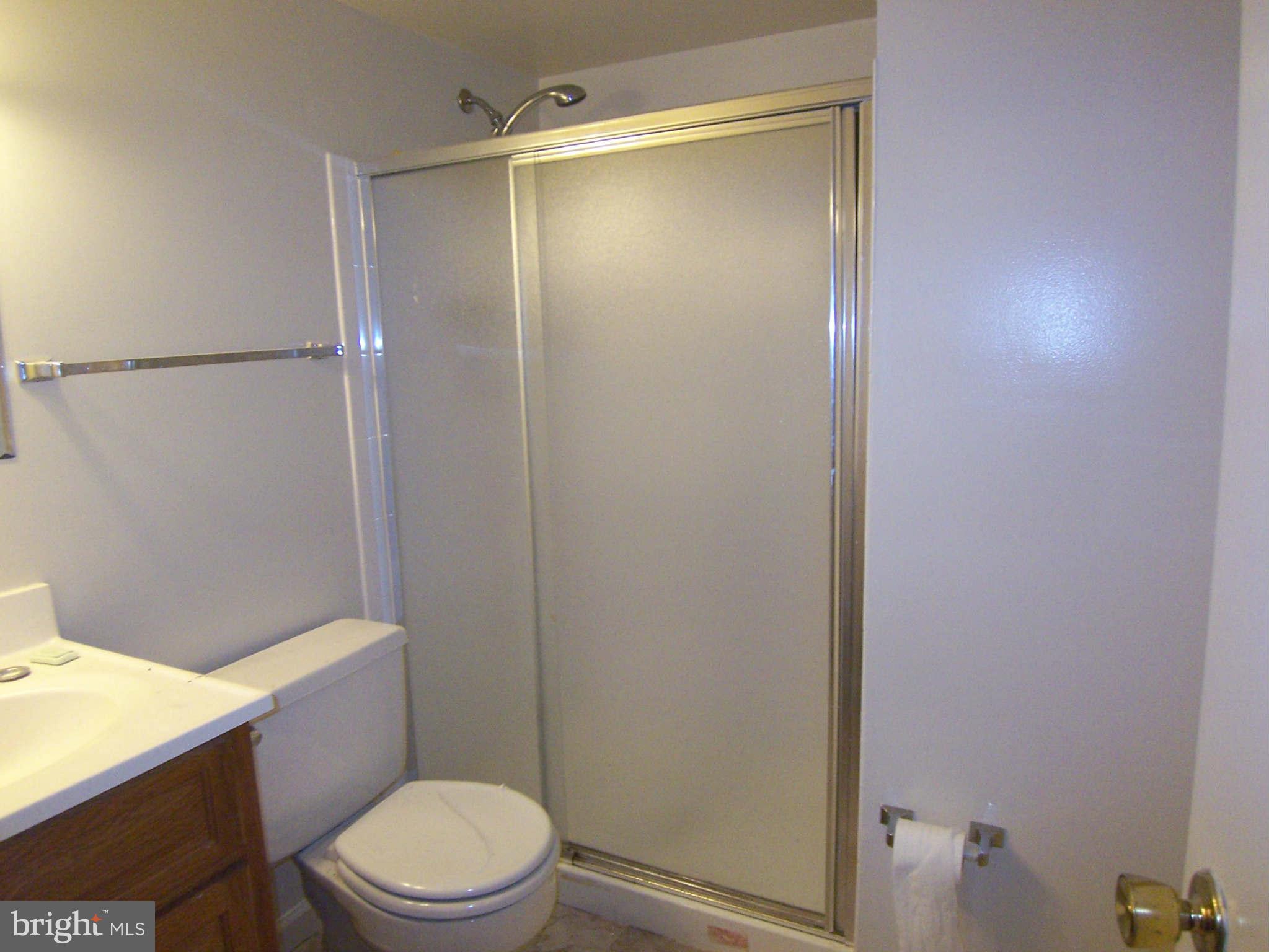 TYSONS MANOR - Residential Lease