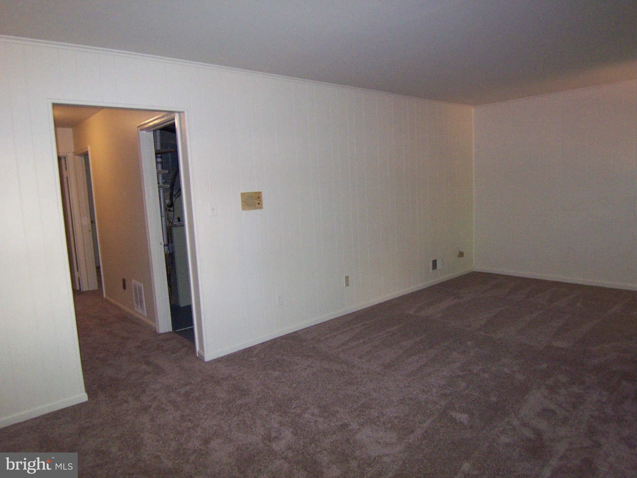 TYSONS MANOR - Residential Lease