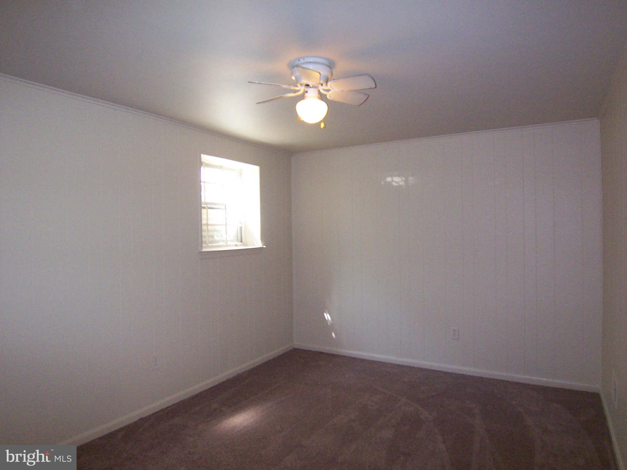 TYSONS MANOR - Residential Lease