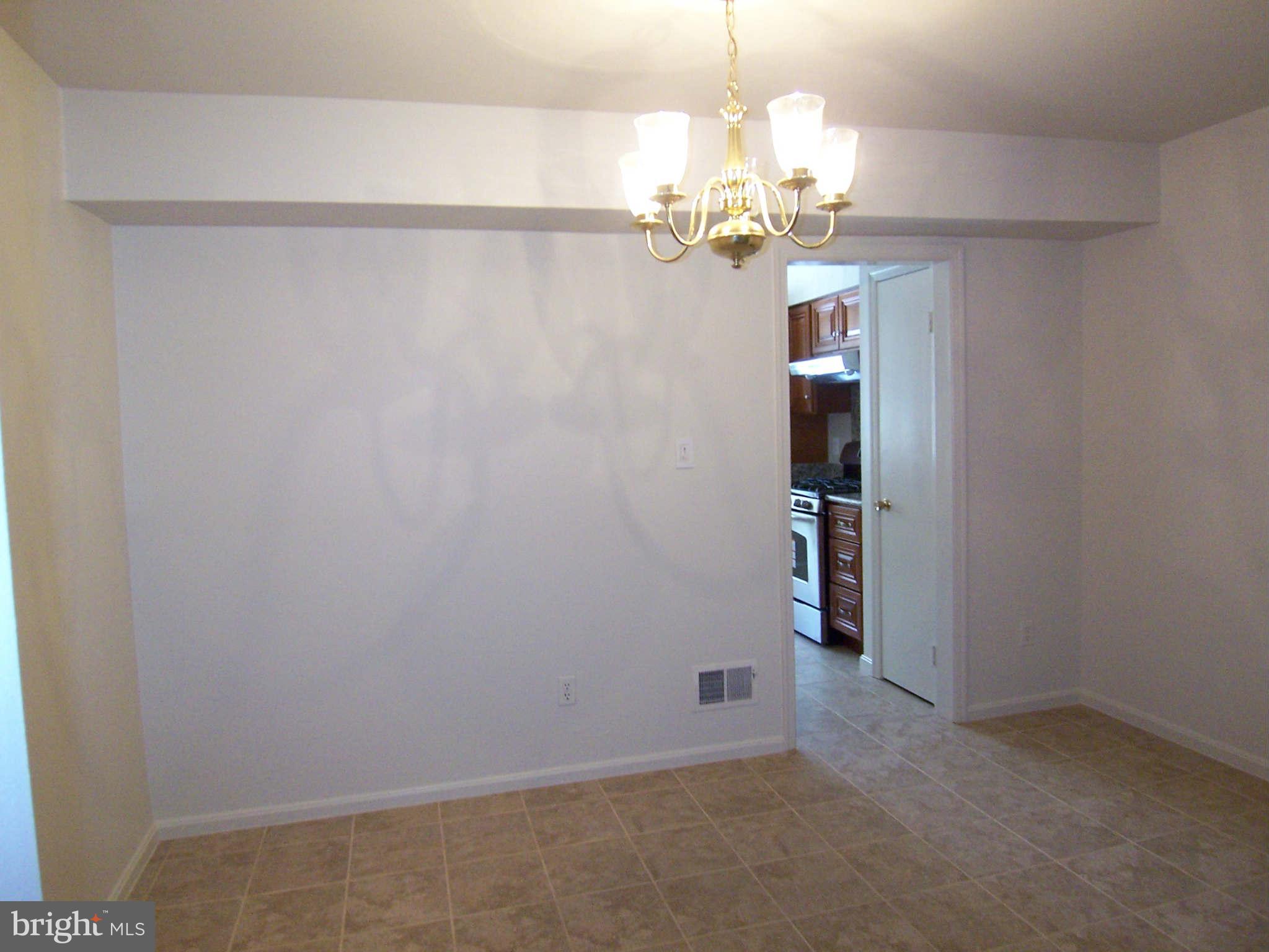 TYSONS MANOR - Residential Lease