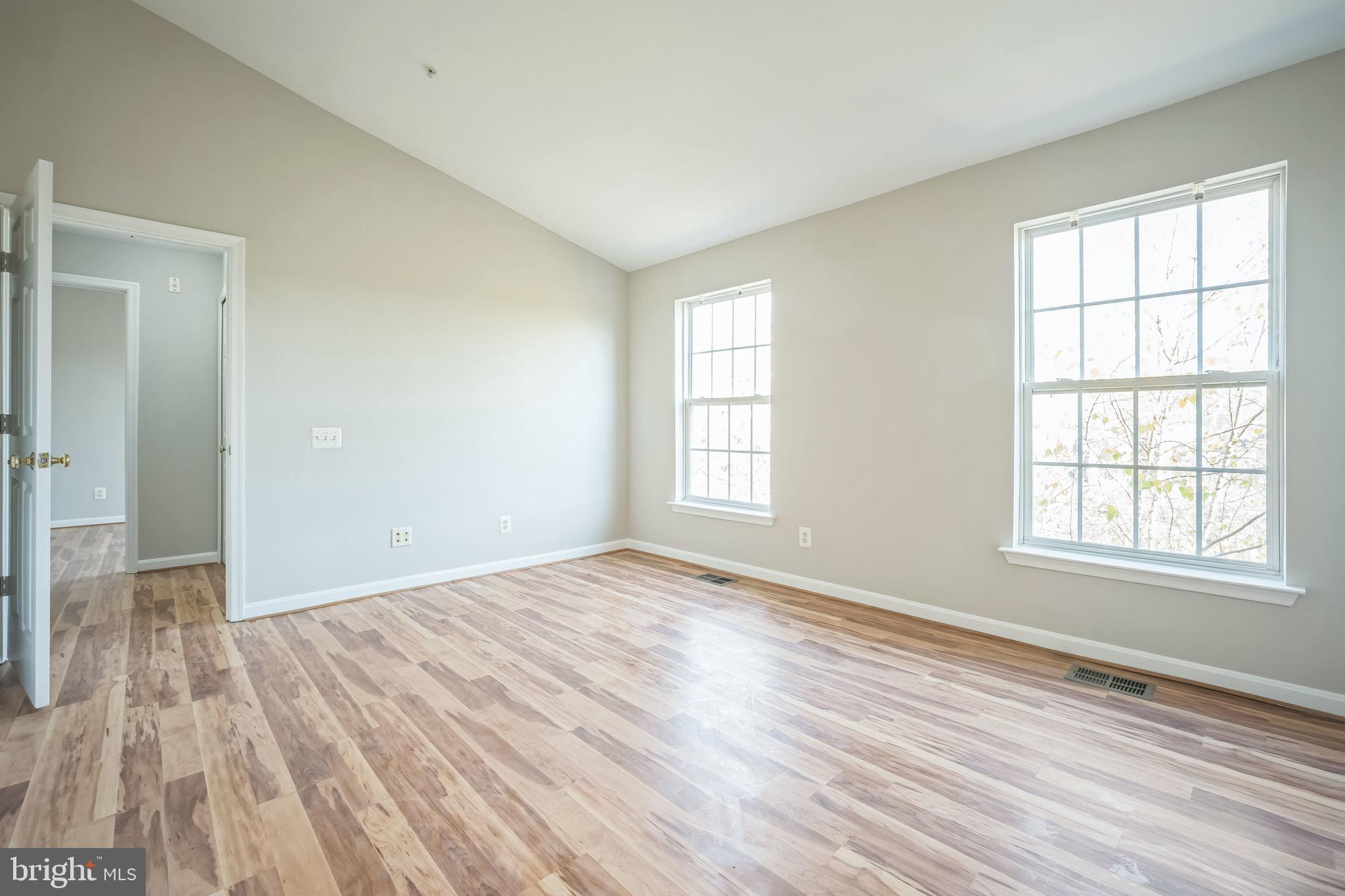 FALLSGROVE - Residential