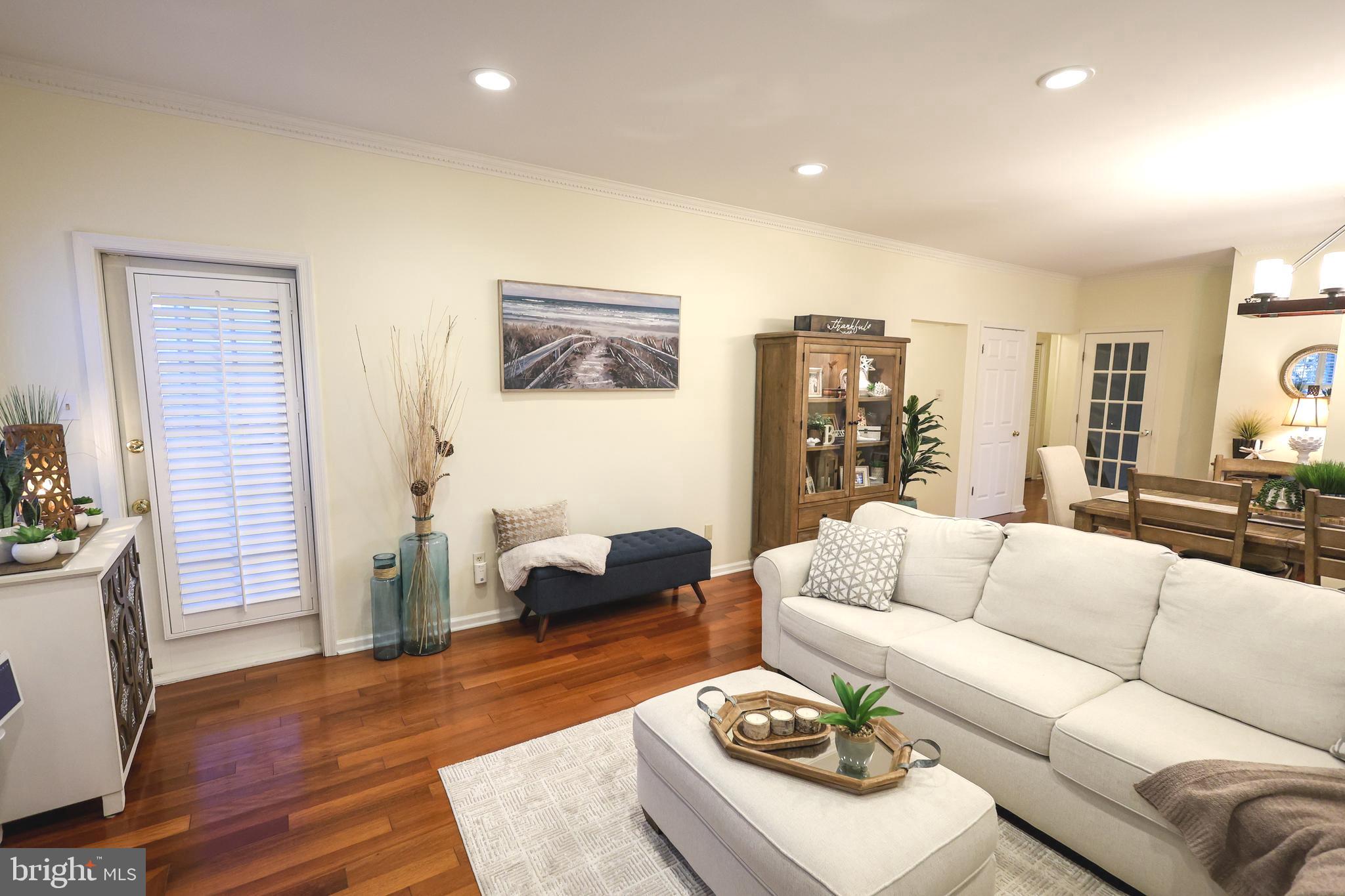 BROOKSTONE - Residential