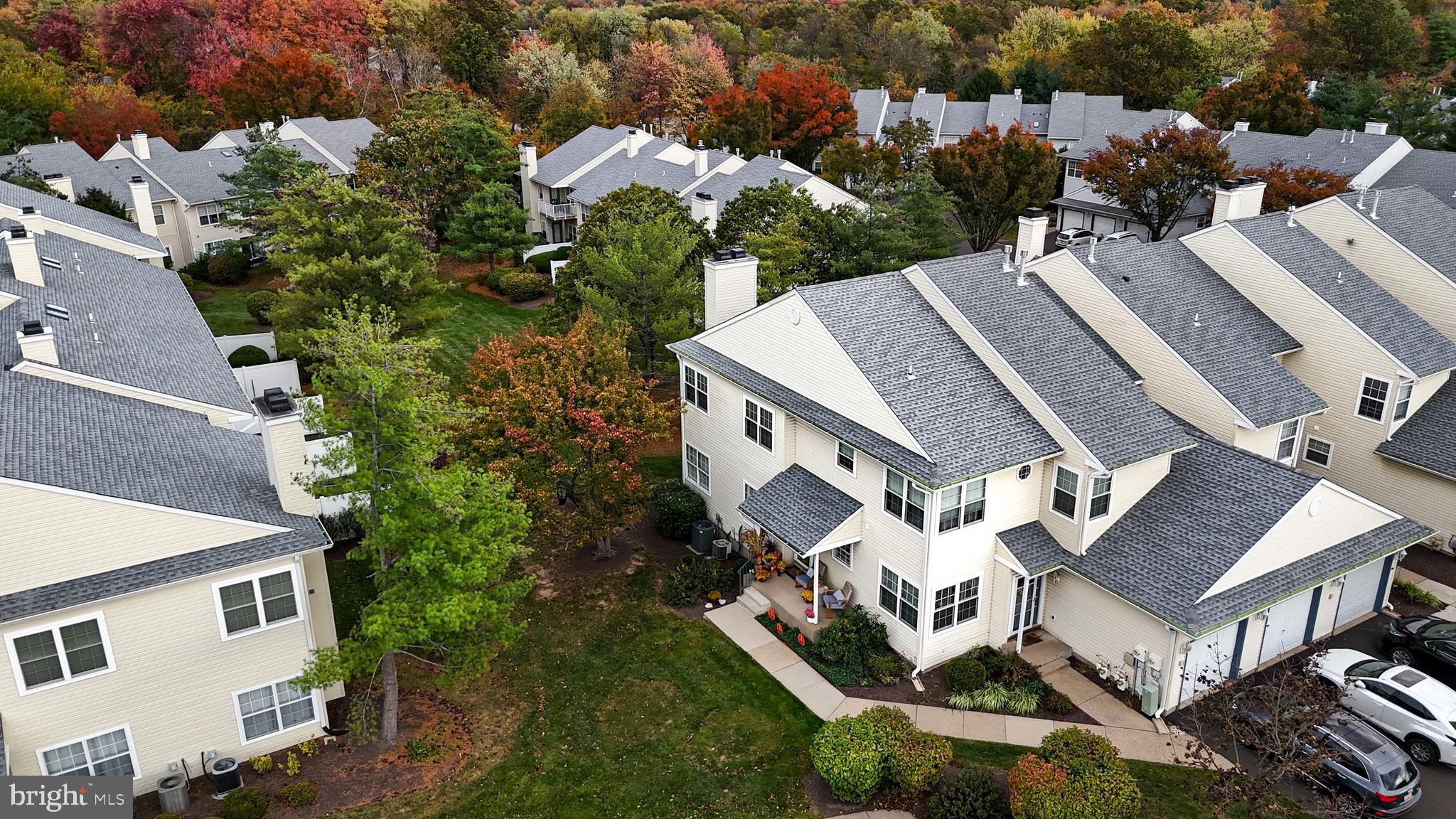 BROOKSTONE - Residential