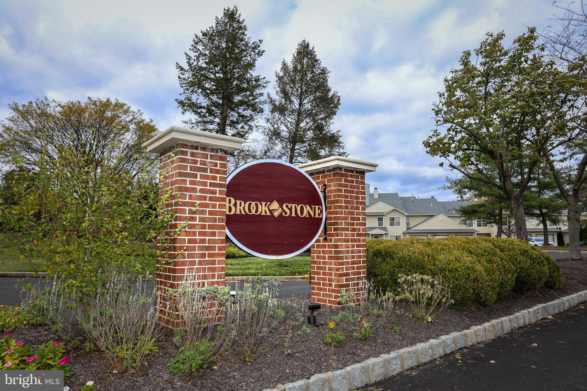 BROOKSTONE - Residential