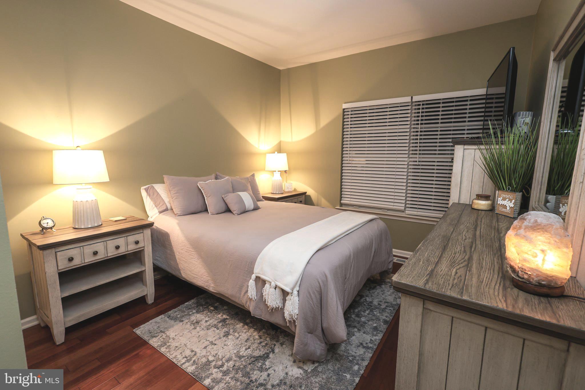 BROOKSTONE - Residential