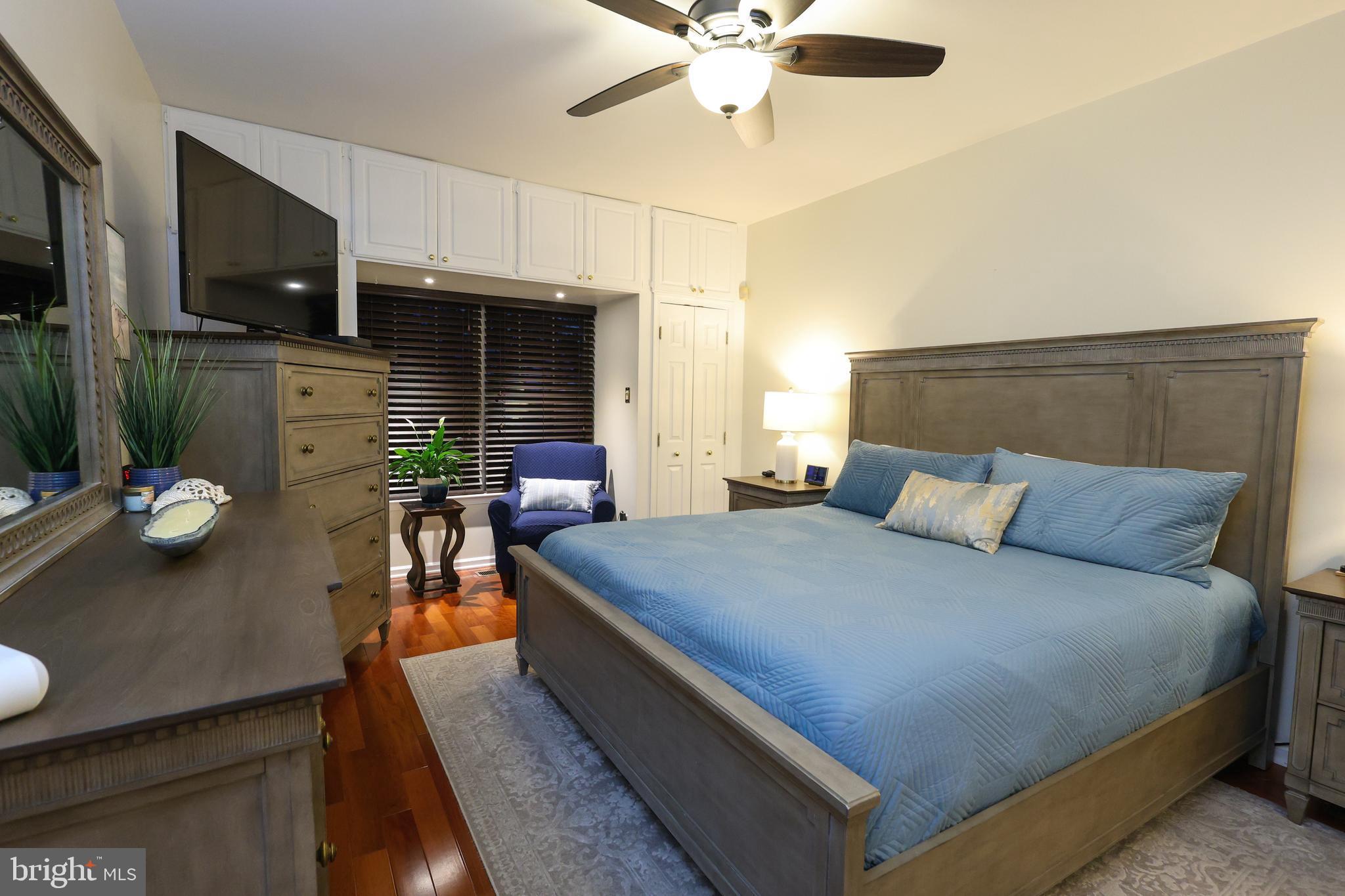 BROOKSTONE - Residential