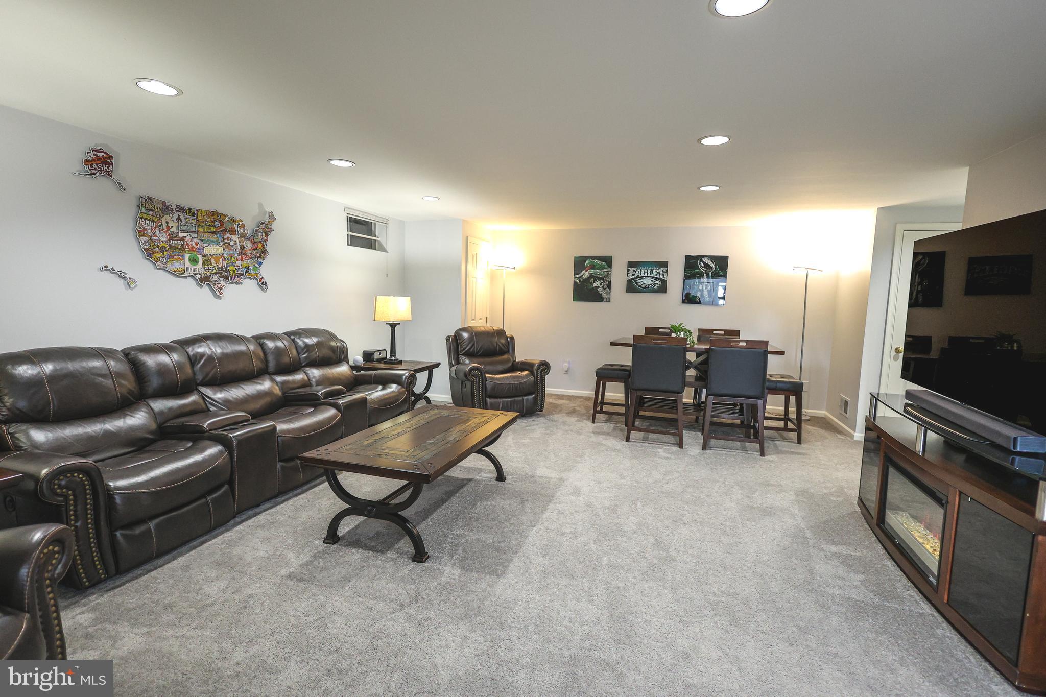 BROOKSTONE - Residential