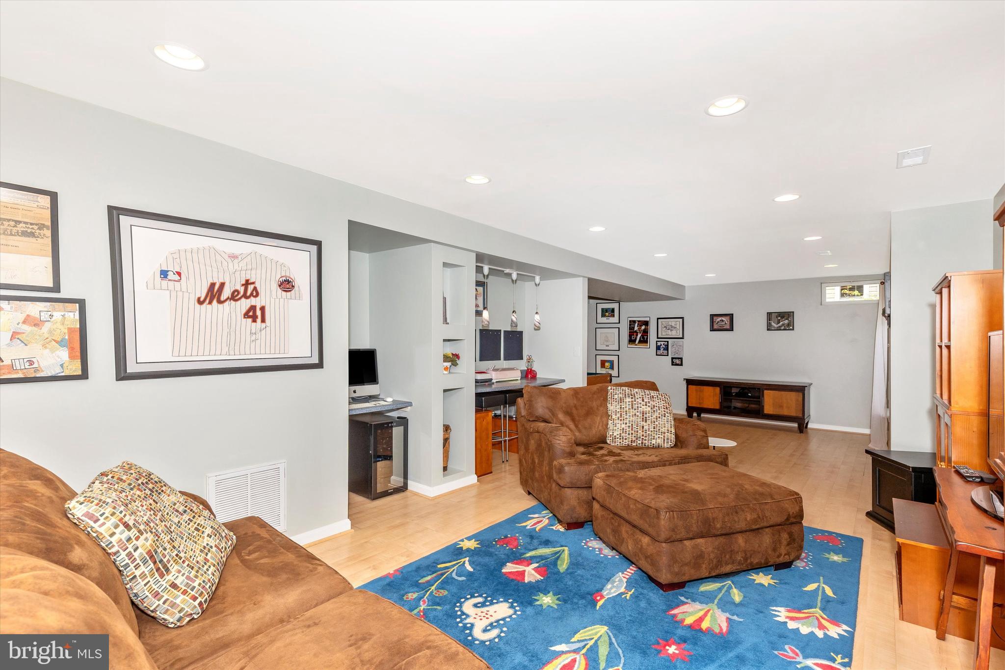 SPRING RIDGE - Residential