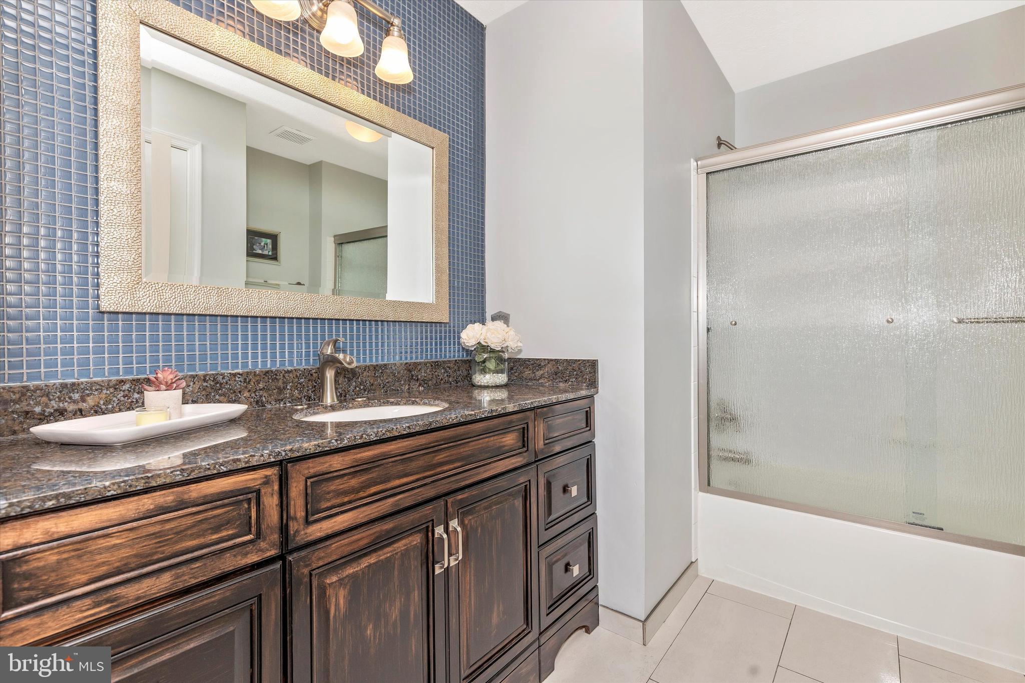 SPRING RIDGE - Residential