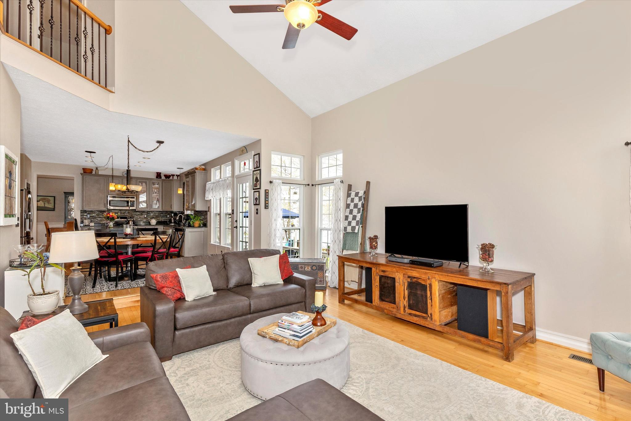 SPRING RIDGE - Residential