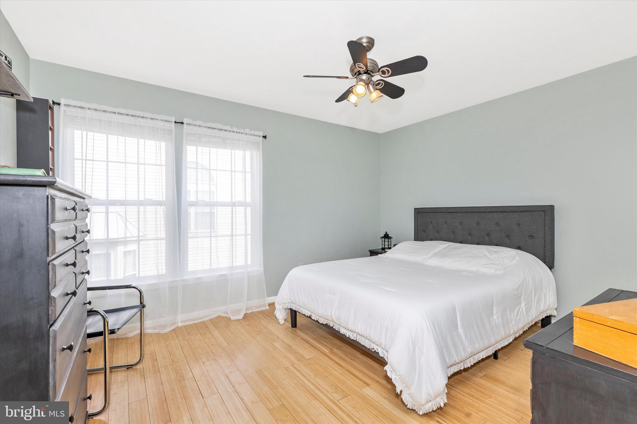 SPRING RIDGE - Residential