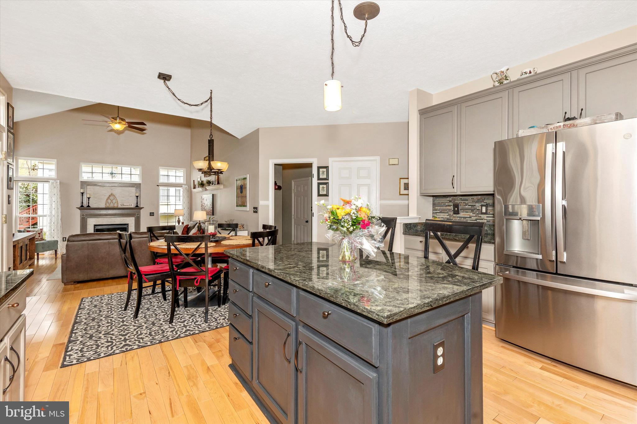 SPRING RIDGE - Residential