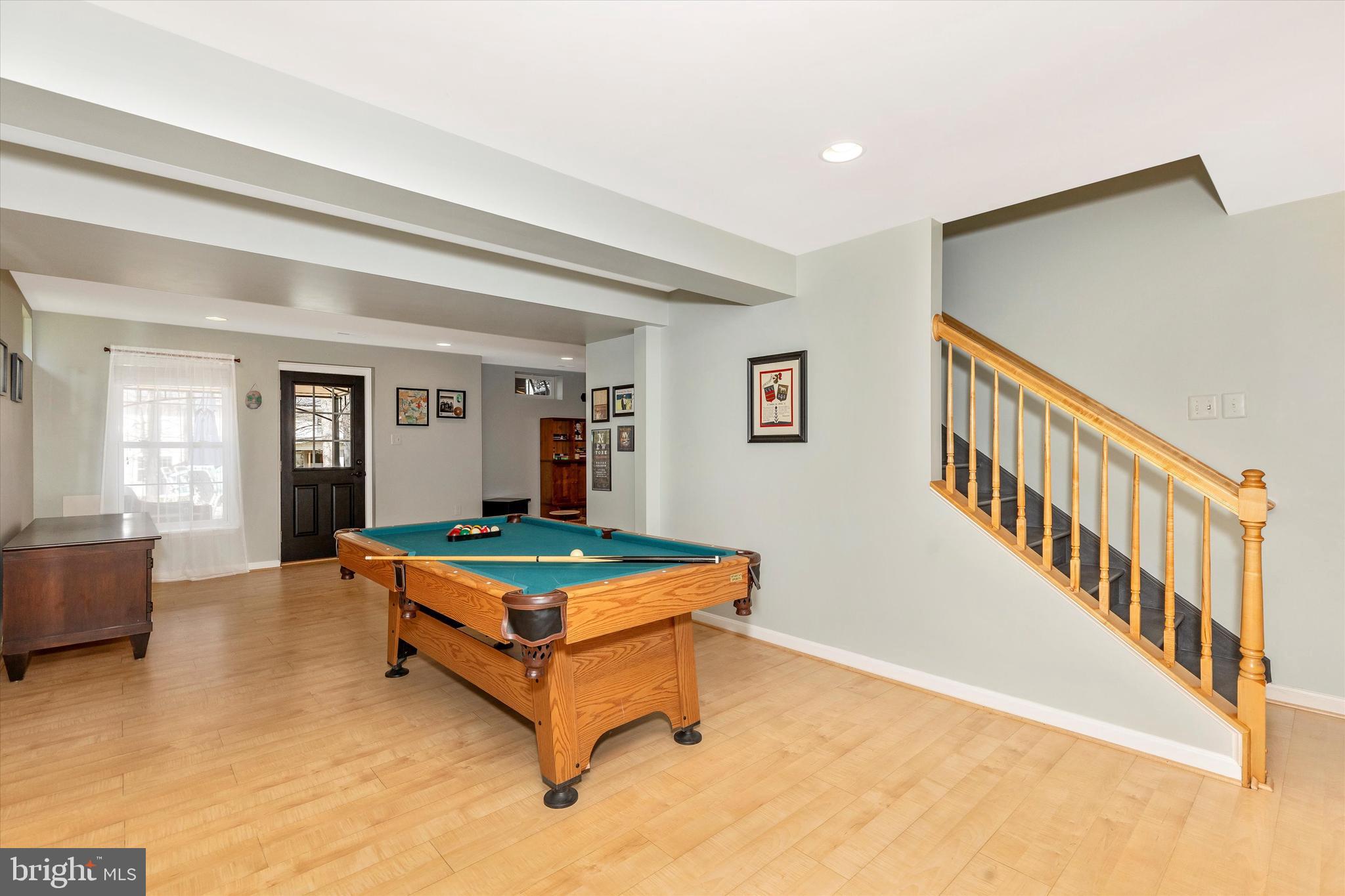 SPRING RIDGE - Residential