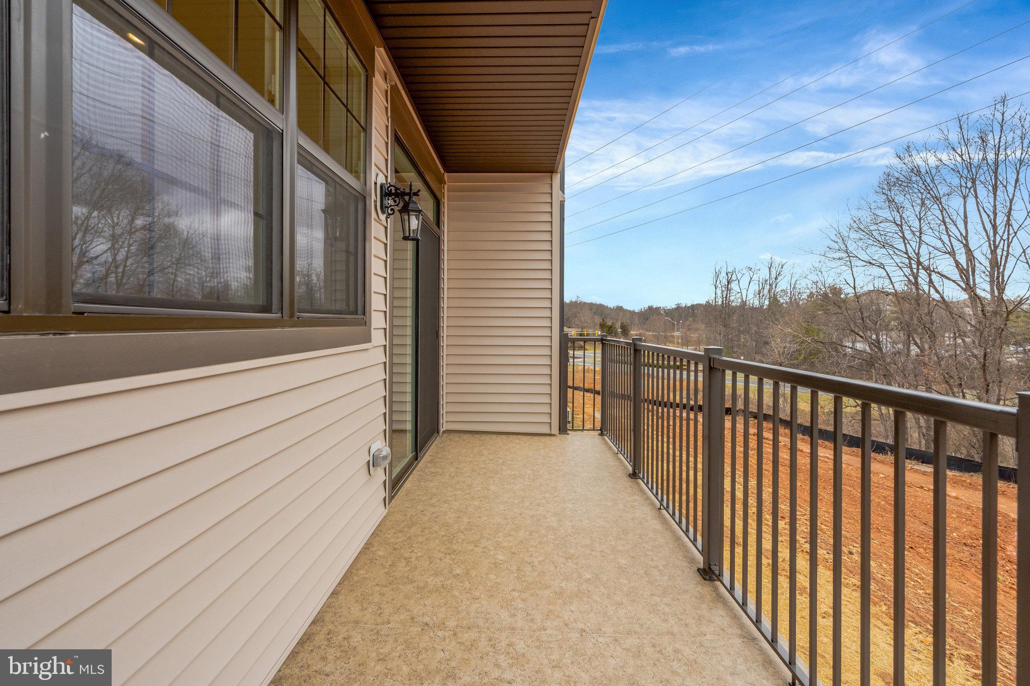 ENCLAVE AT FAIR LAKES - Residential