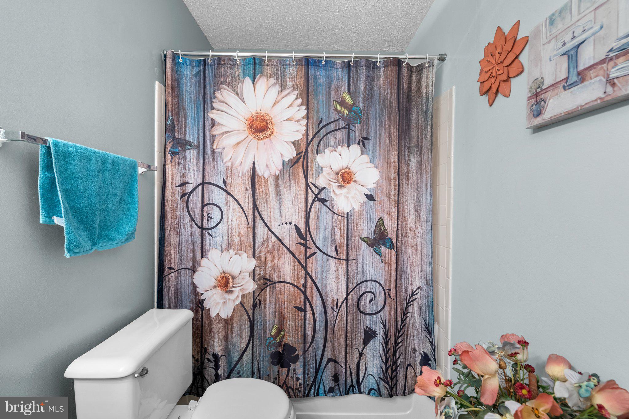 GLENSFORD CONDO - Residential