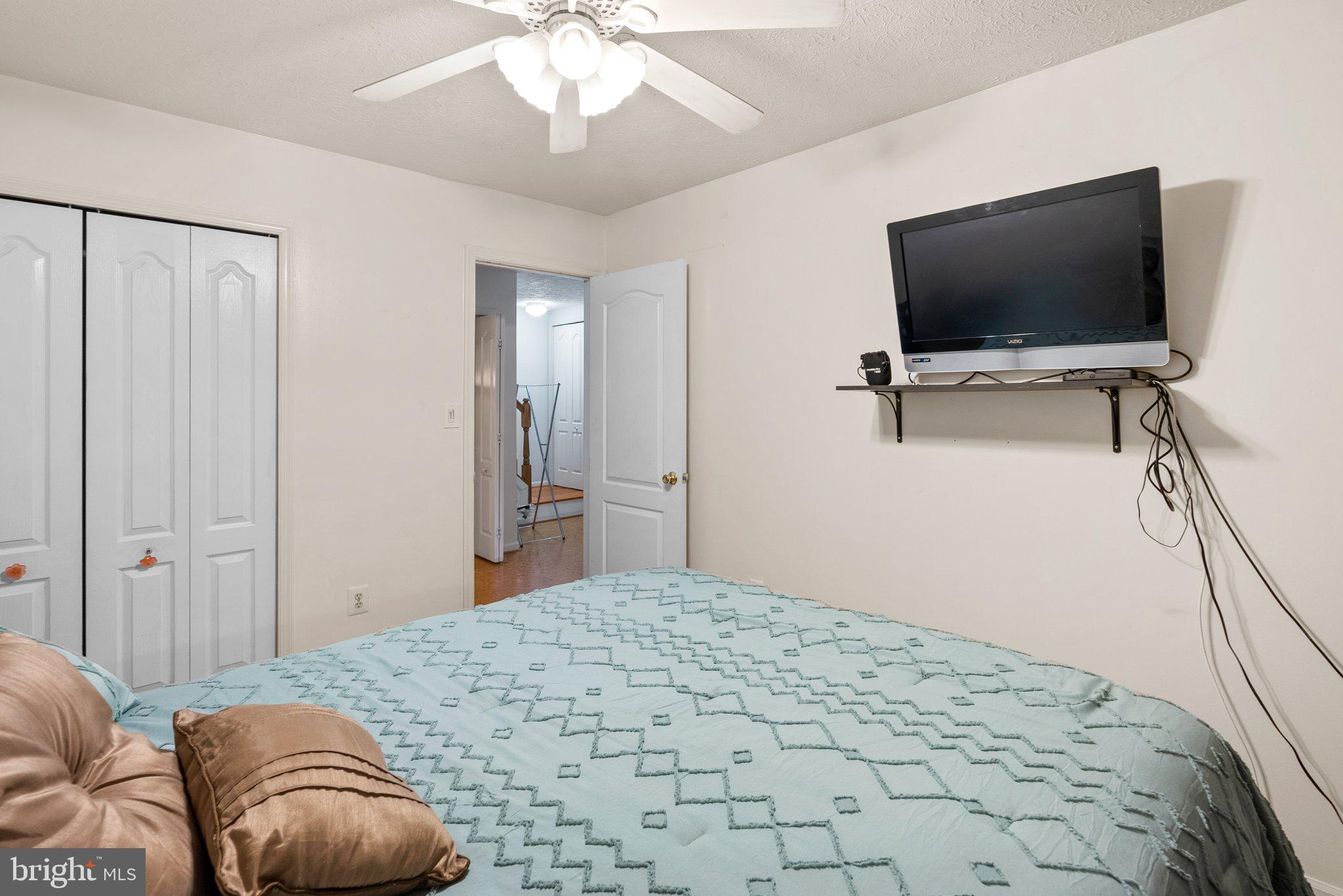 GLENSFORD CONDO - Residential