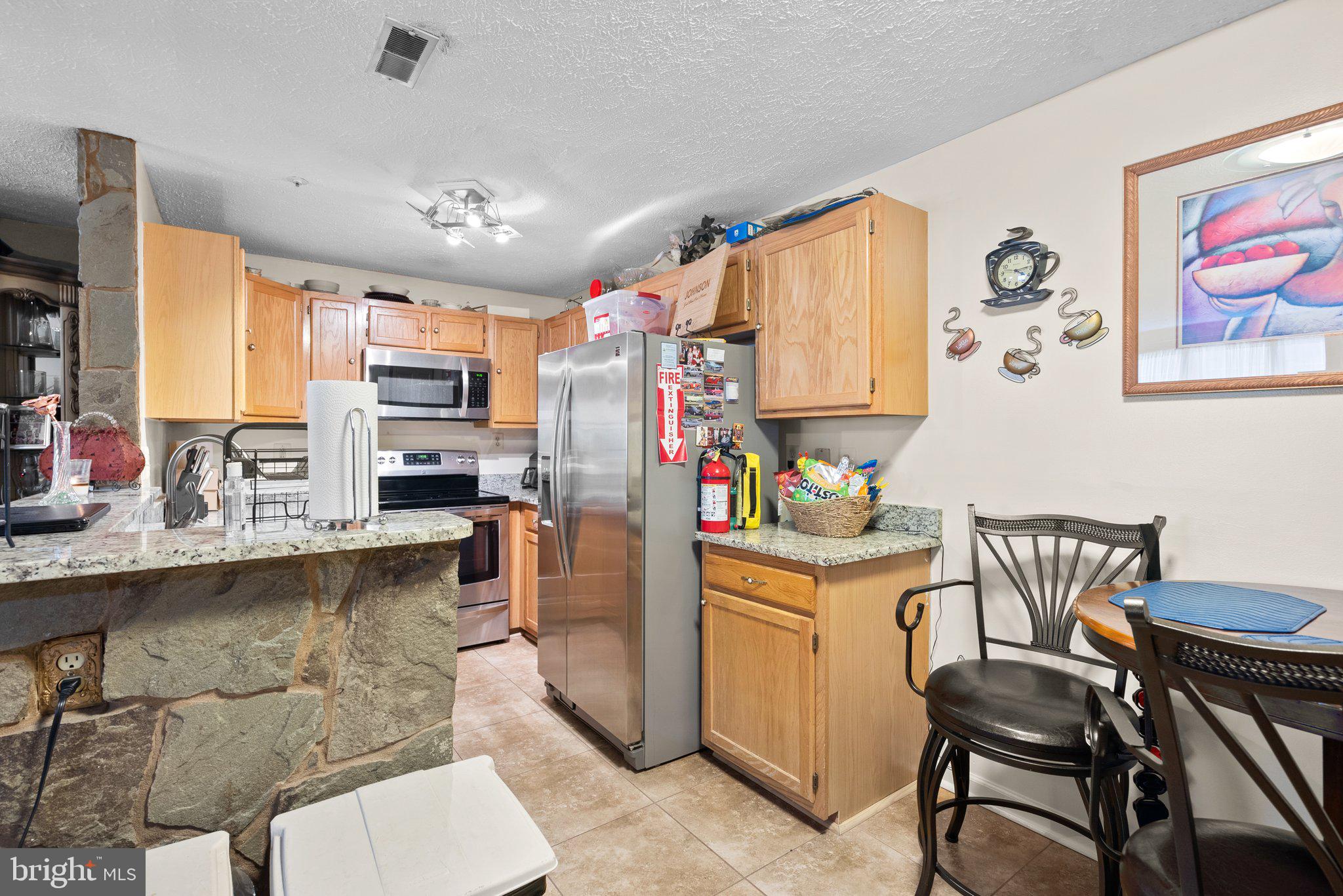 GLENSFORD CONDO - Residential