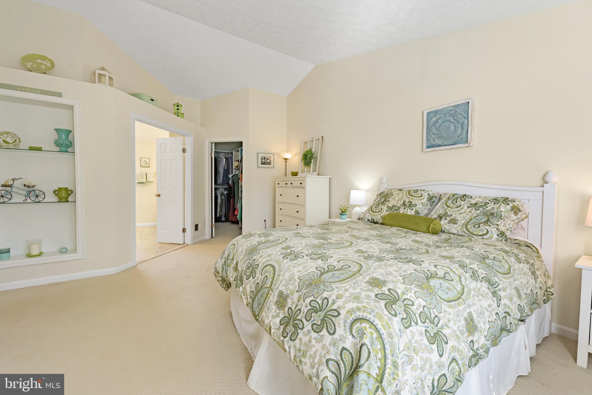 HASTINGS HUNT - Residential