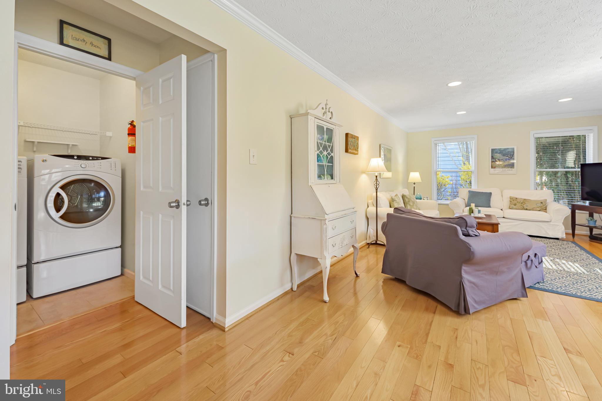 HASTINGS HUNT - Residential