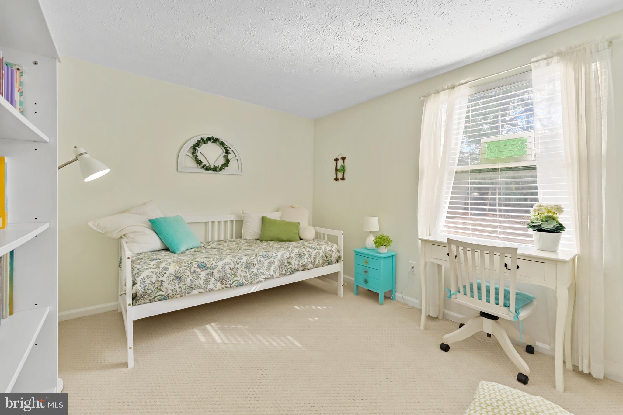 HASTINGS HUNT - Residential