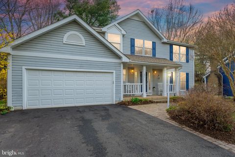 Homes For Sale - 1431 Flynn Court<br/> HERNDON, VA 20170