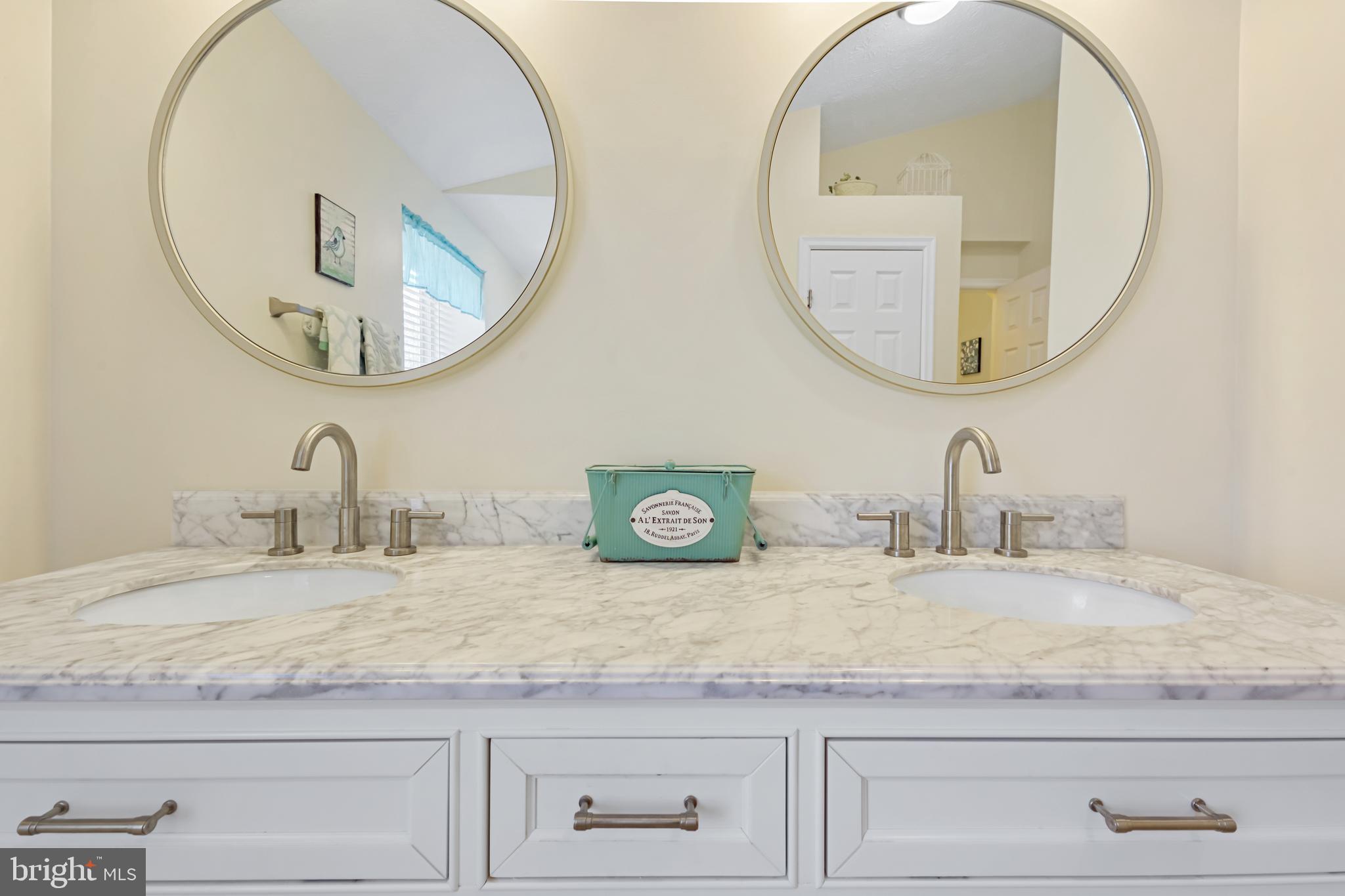 HASTINGS HUNT - Residential