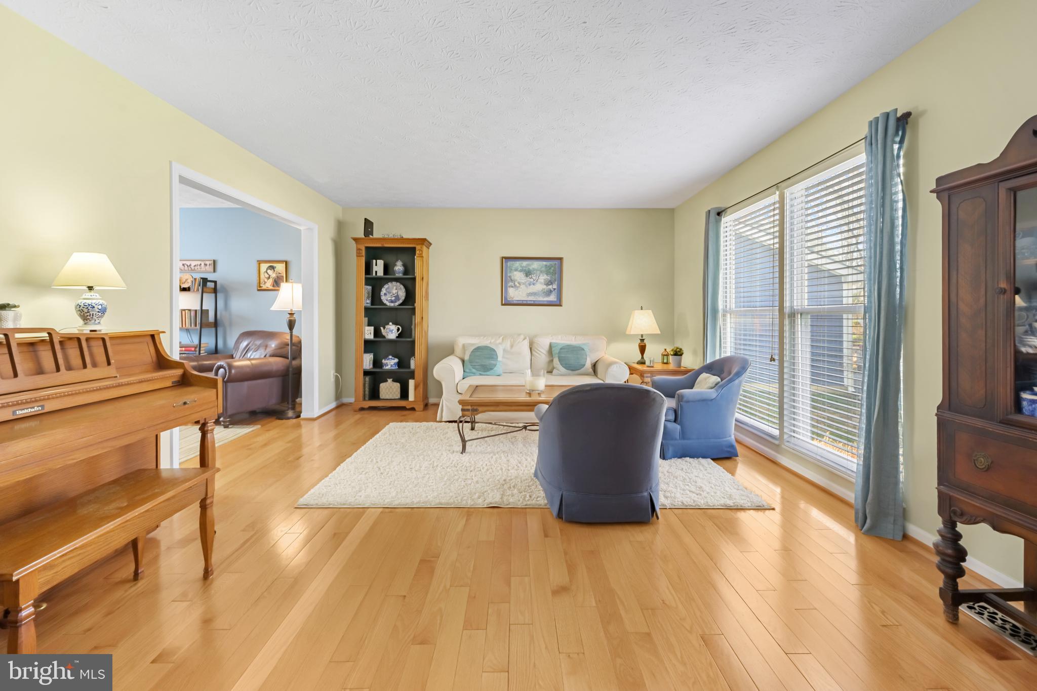 HASTINGS HUNT - Residential