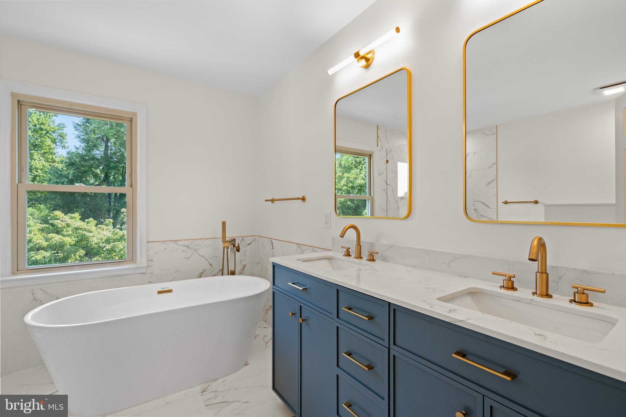 GAYFIELDS - Residential