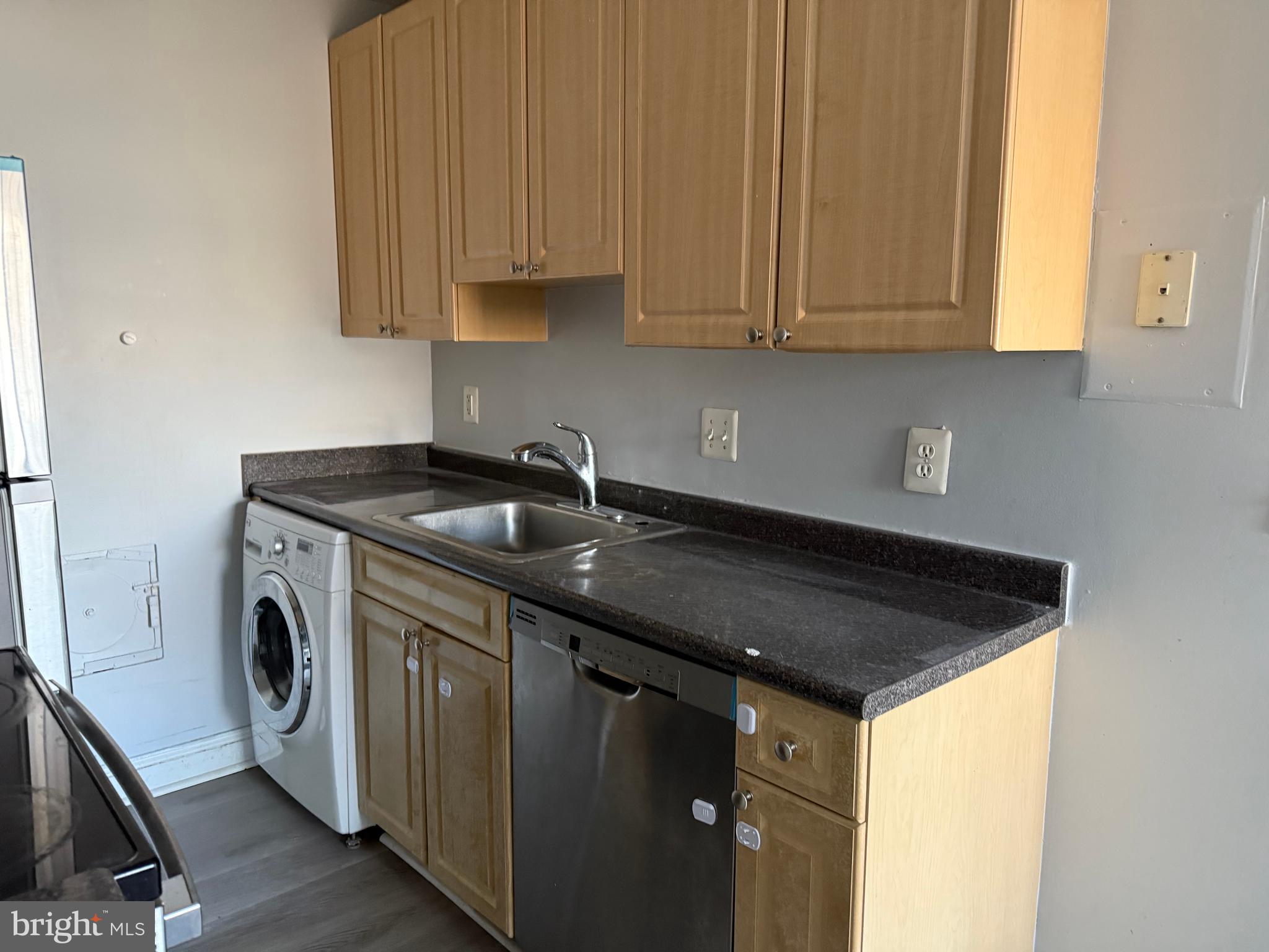 THE FAIRMONT 5601 CONDO - Residential