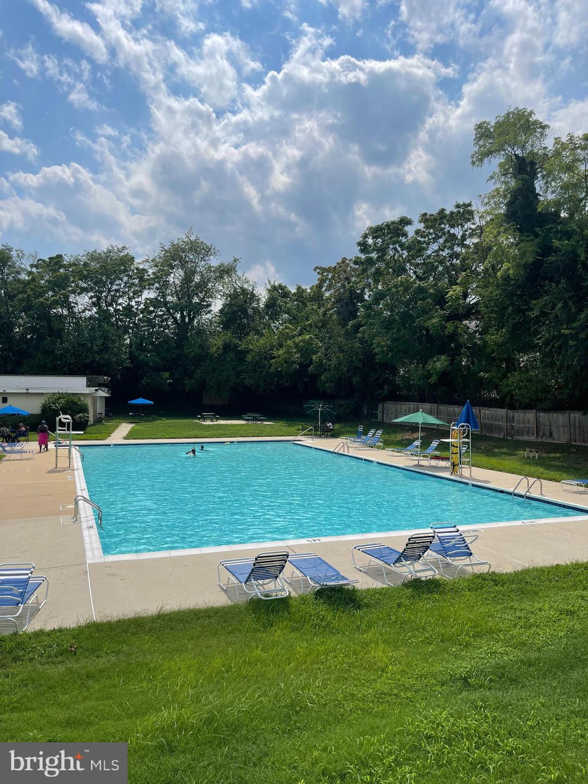 THE FAIRMONT 5601 CONDO - Residential