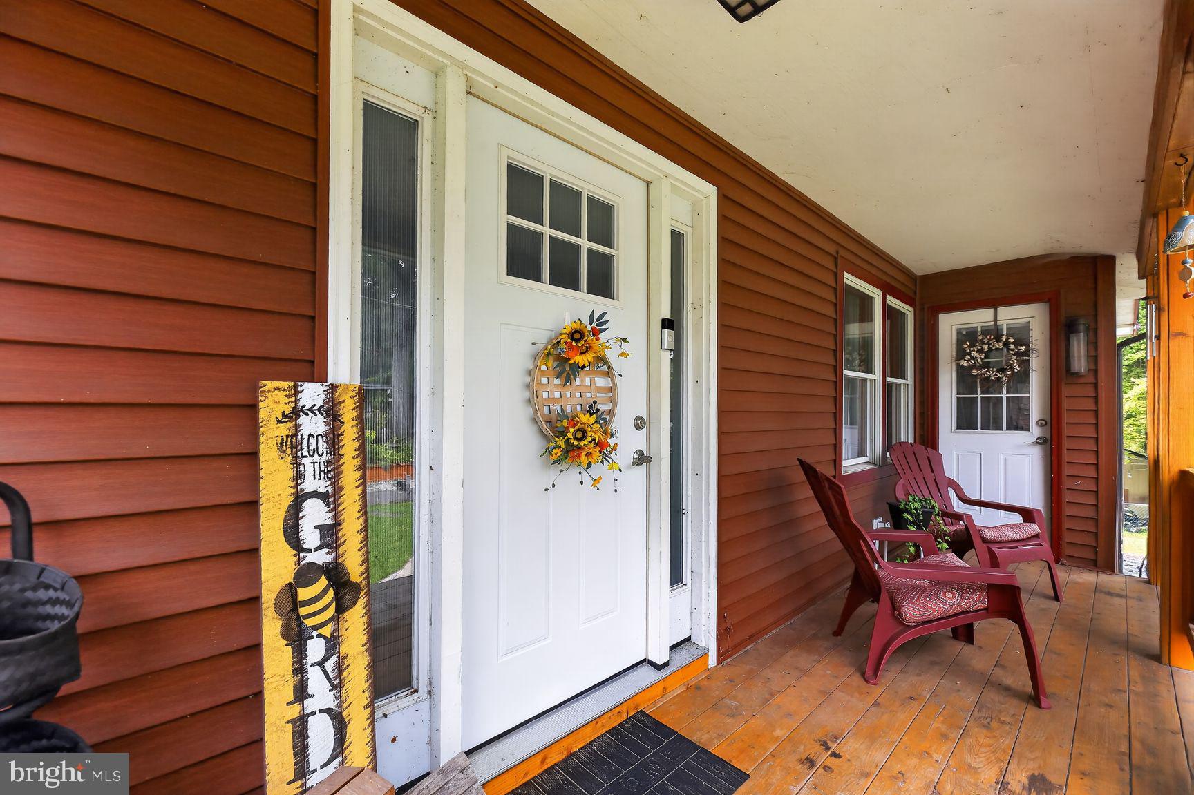 27 HIGGINS AVENUE
