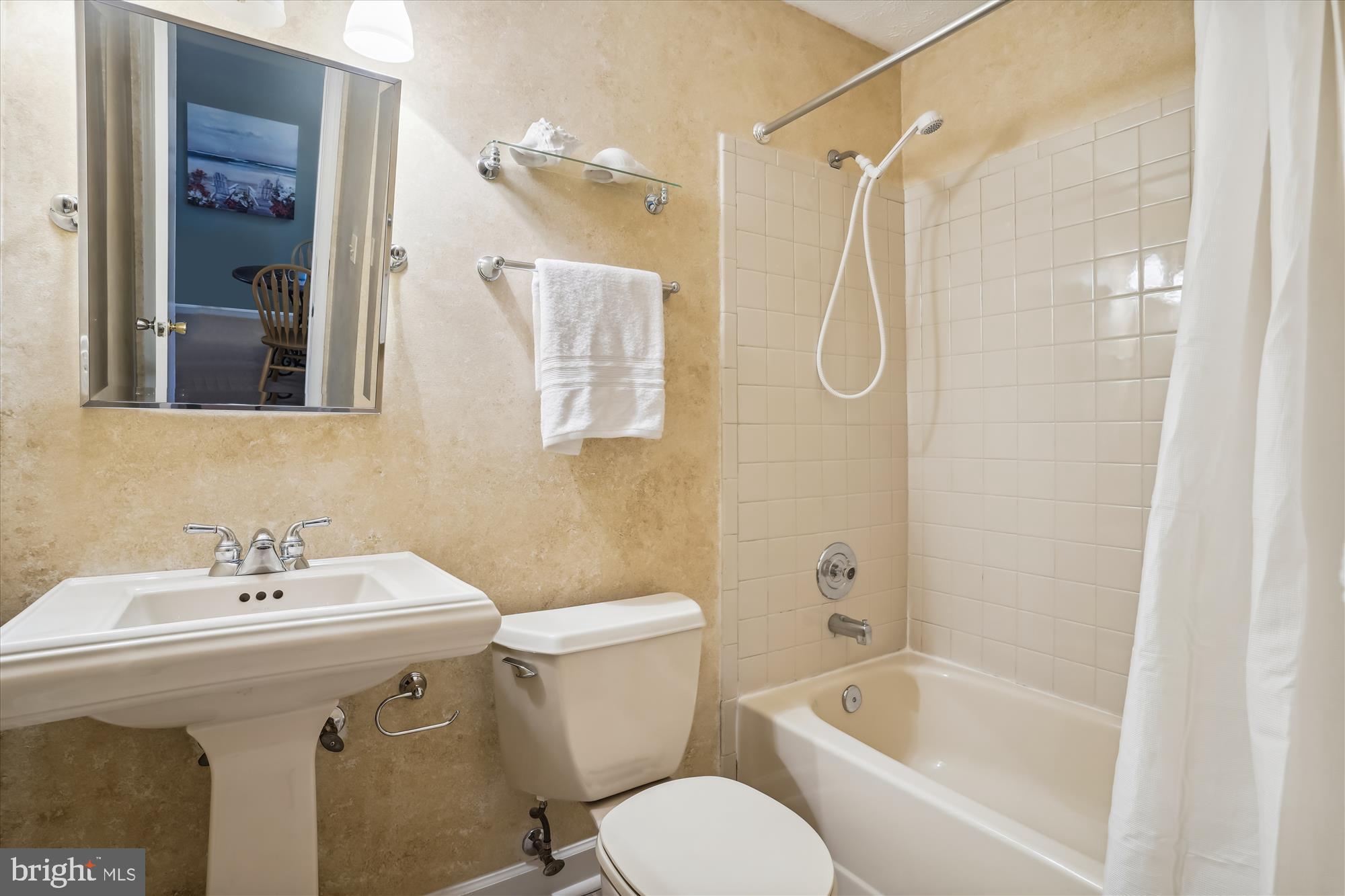 MONTCLAIR - Residential