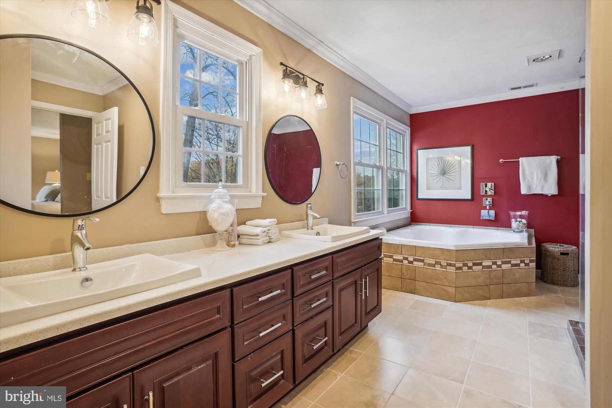 MONTCLAIR - Residential