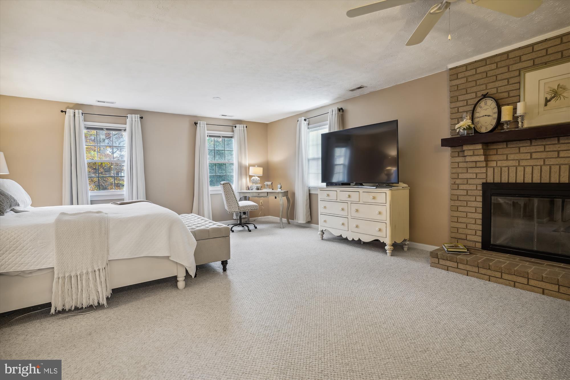 MONTCLAIR - Residential