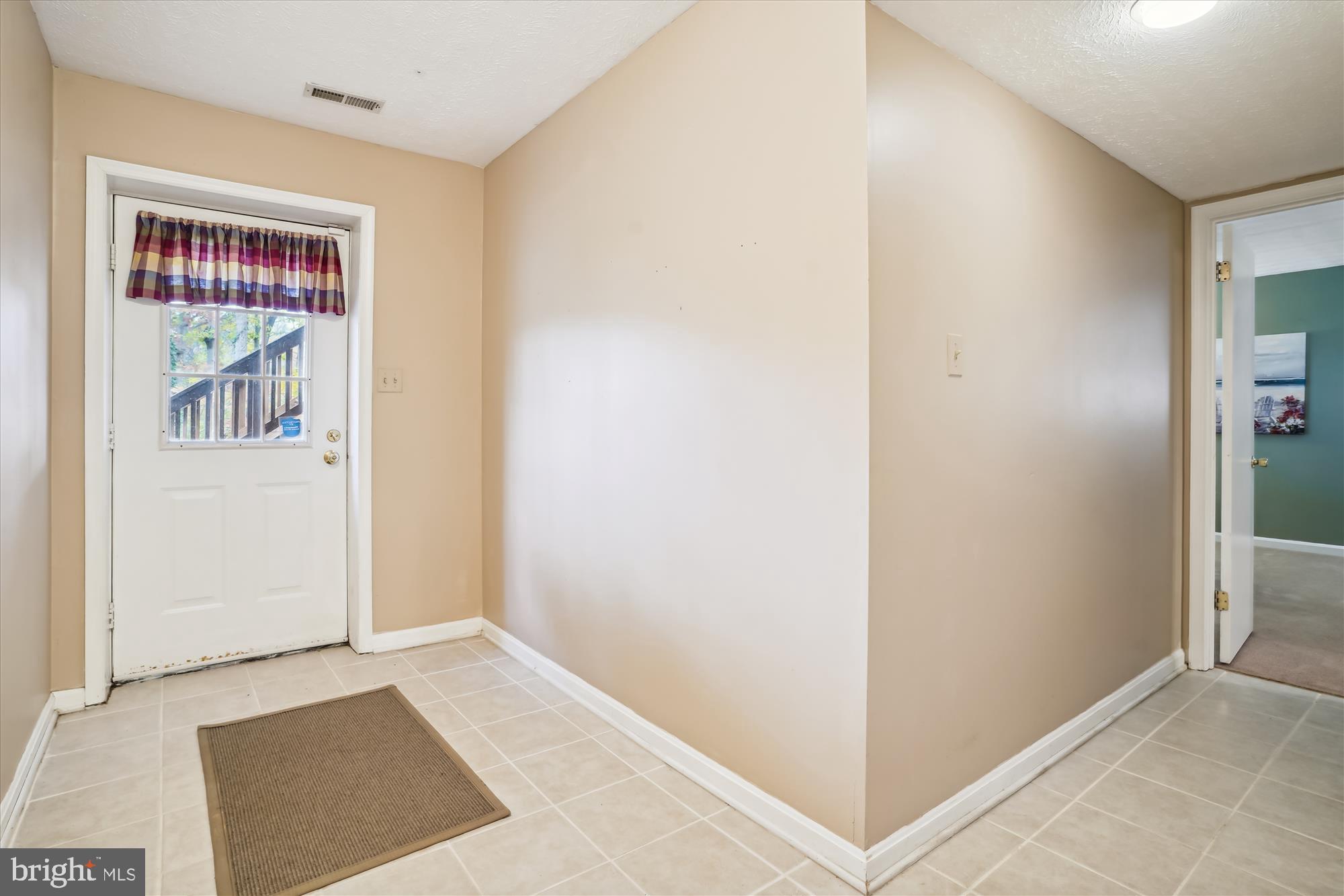 MONTCLAIR - Residential