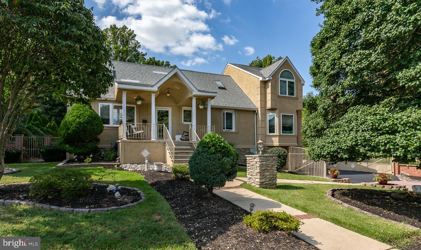 120 S SPROUL ROAD