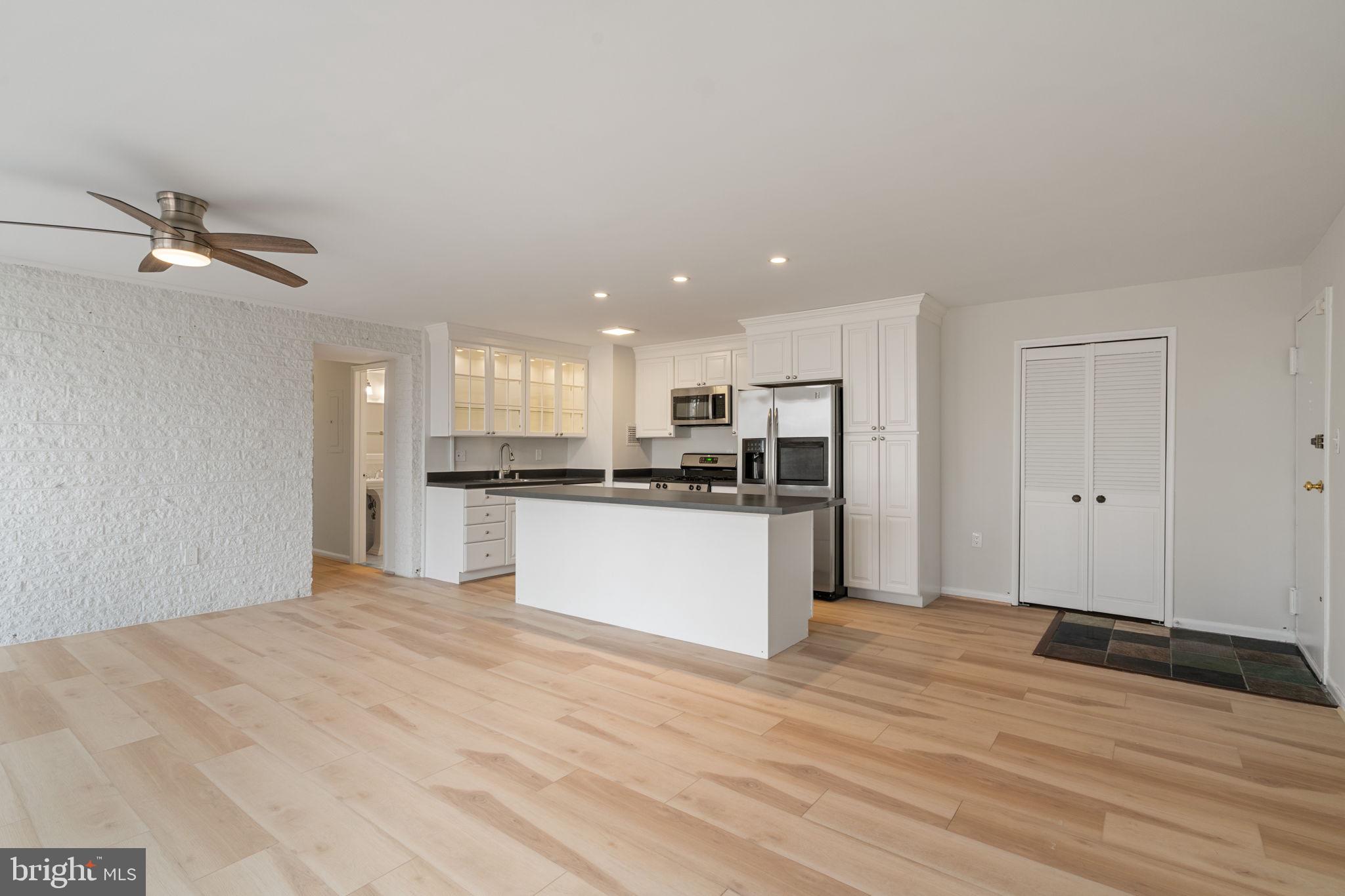 IVYMOUNT COURT - Residential