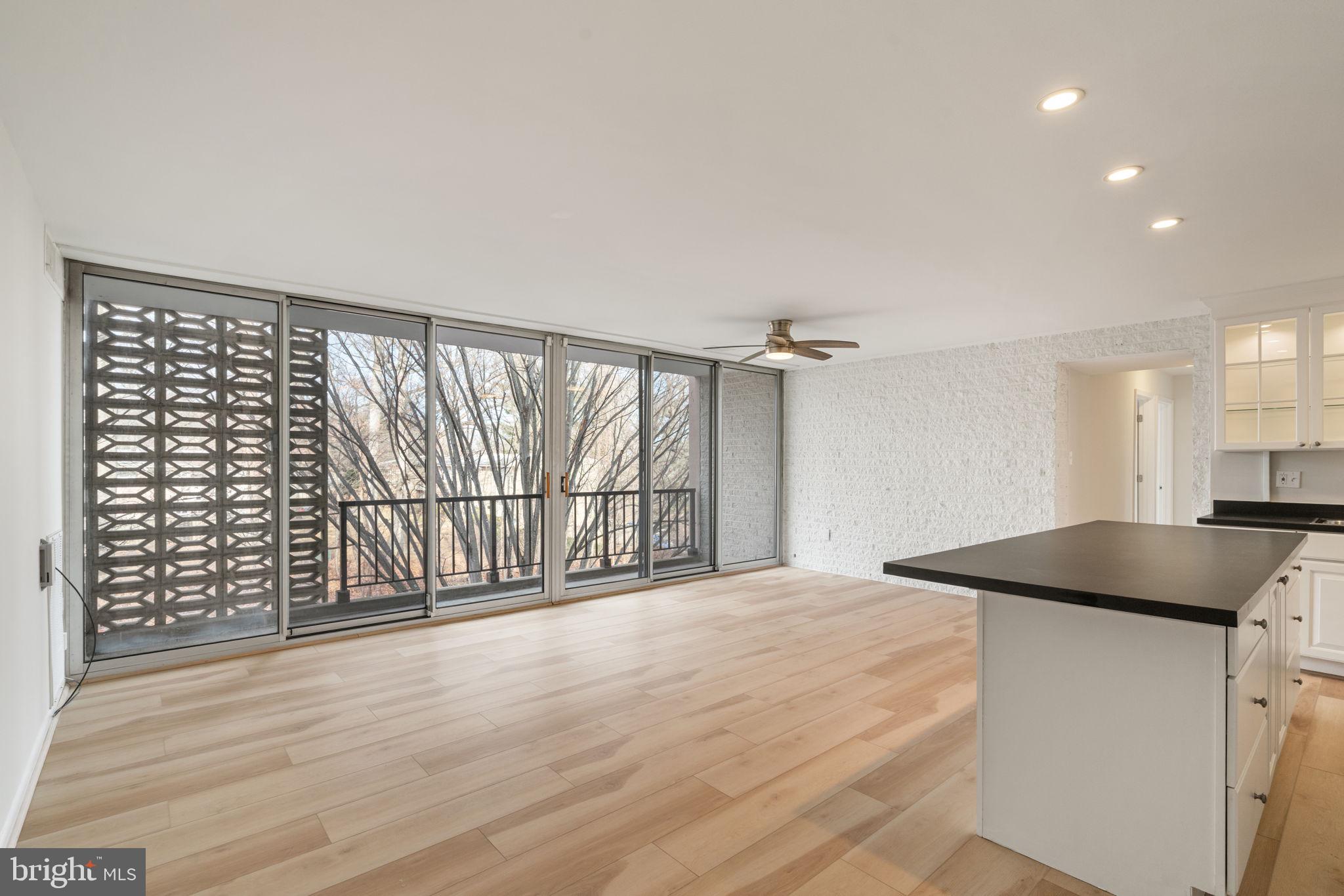 IVYMOUNT COURT - Residential