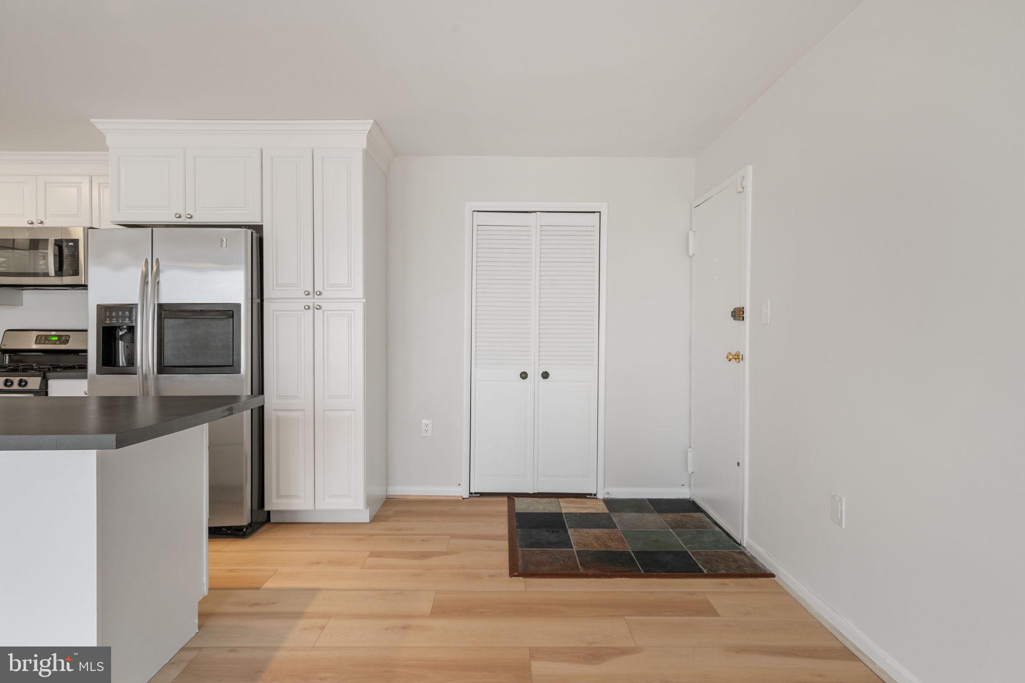 IVYMOUNT COURT - Residential