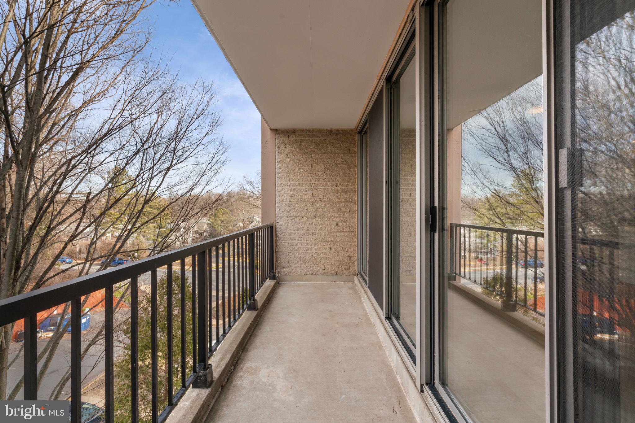 IVYMOUNT COURT - Residential