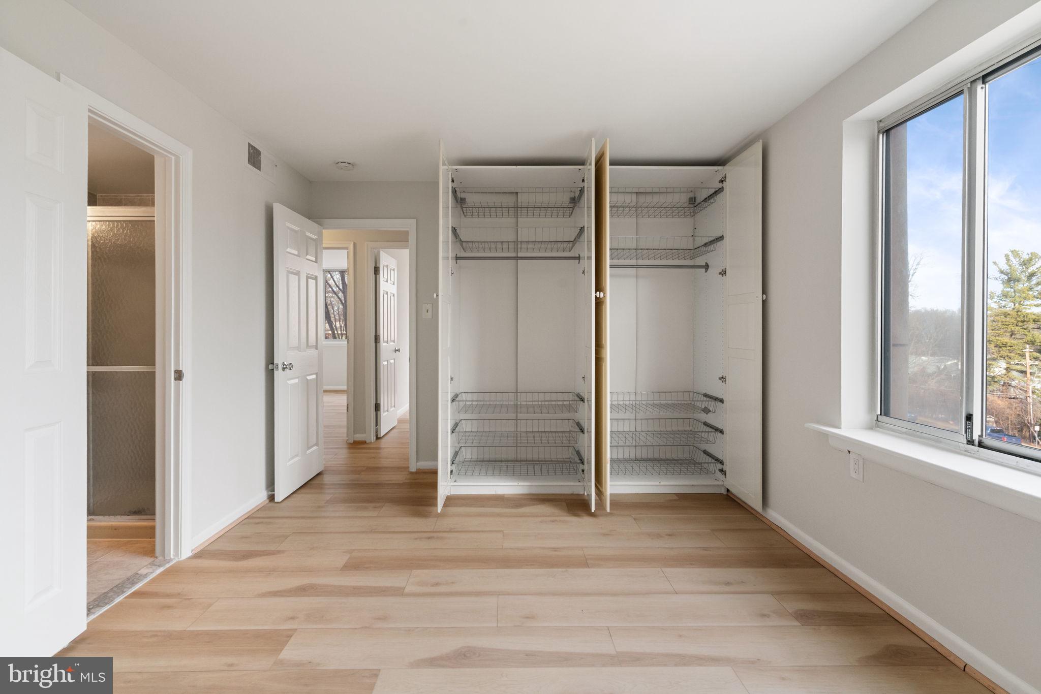 IVYMOUNT COURT - Residential