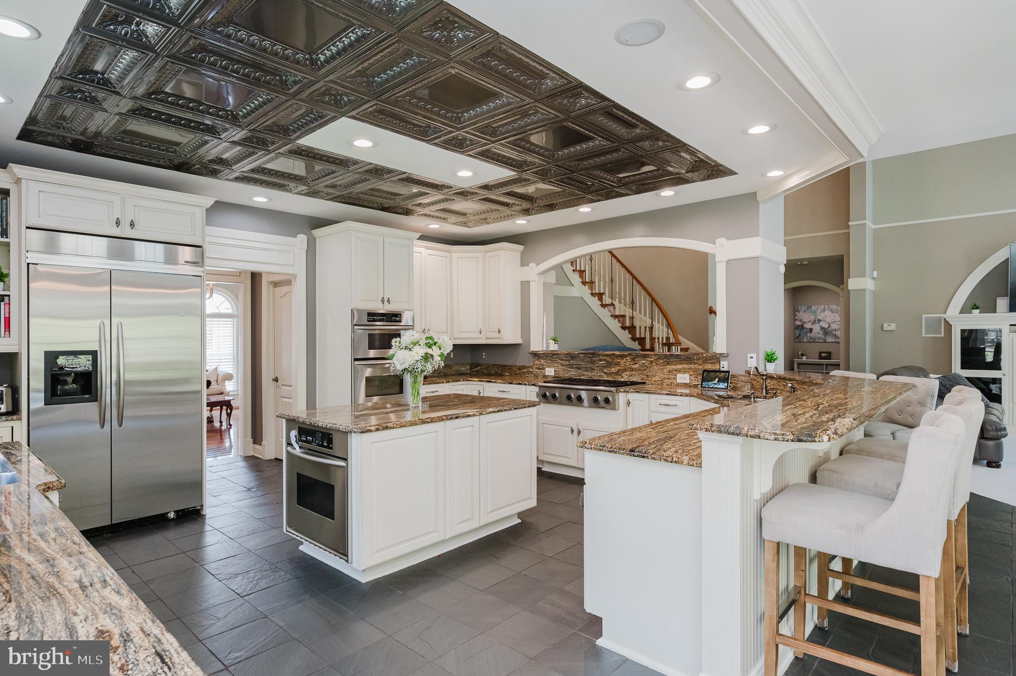 FOX CHASE - Residential