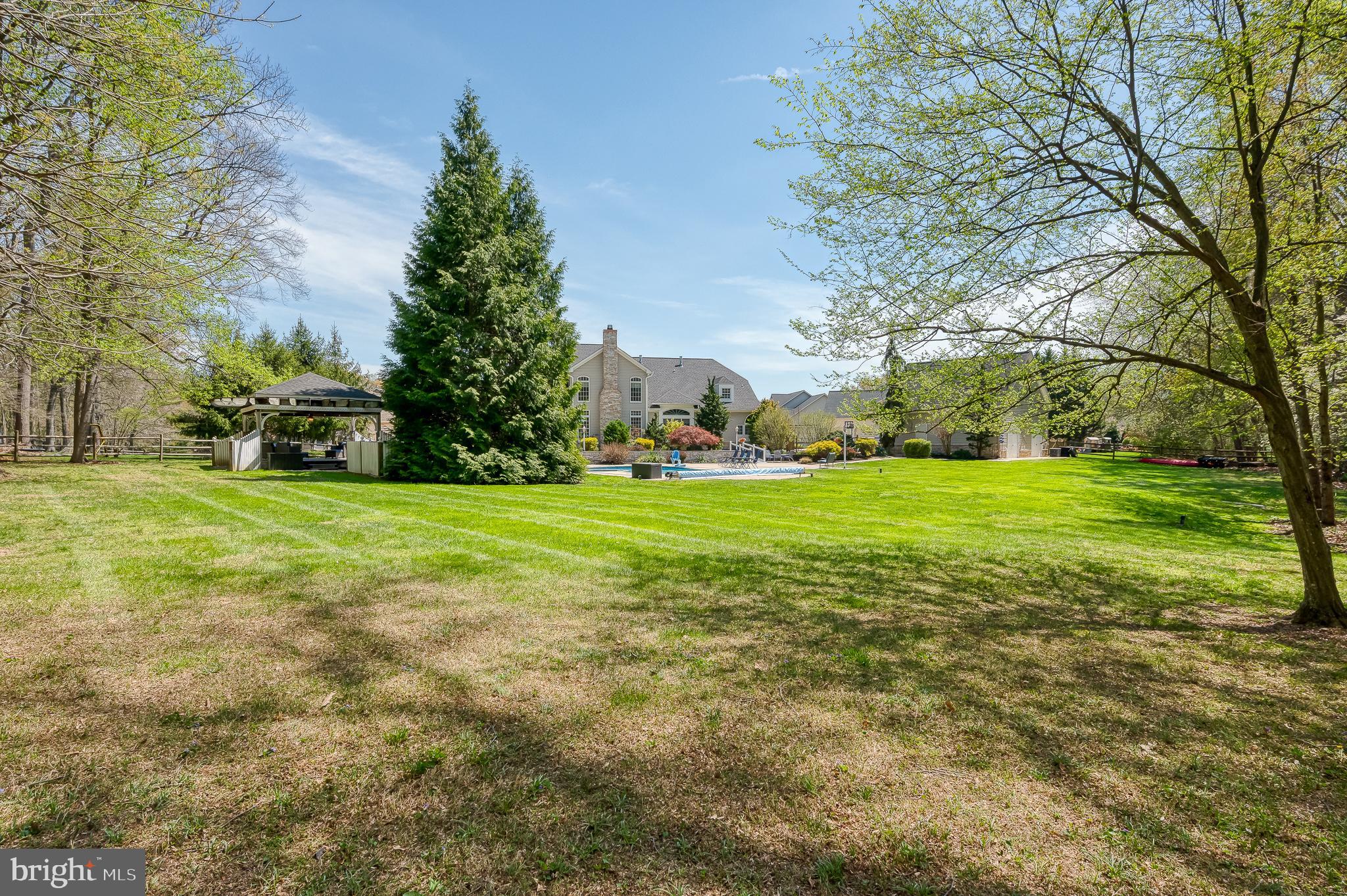 FOX CHASE - Residential