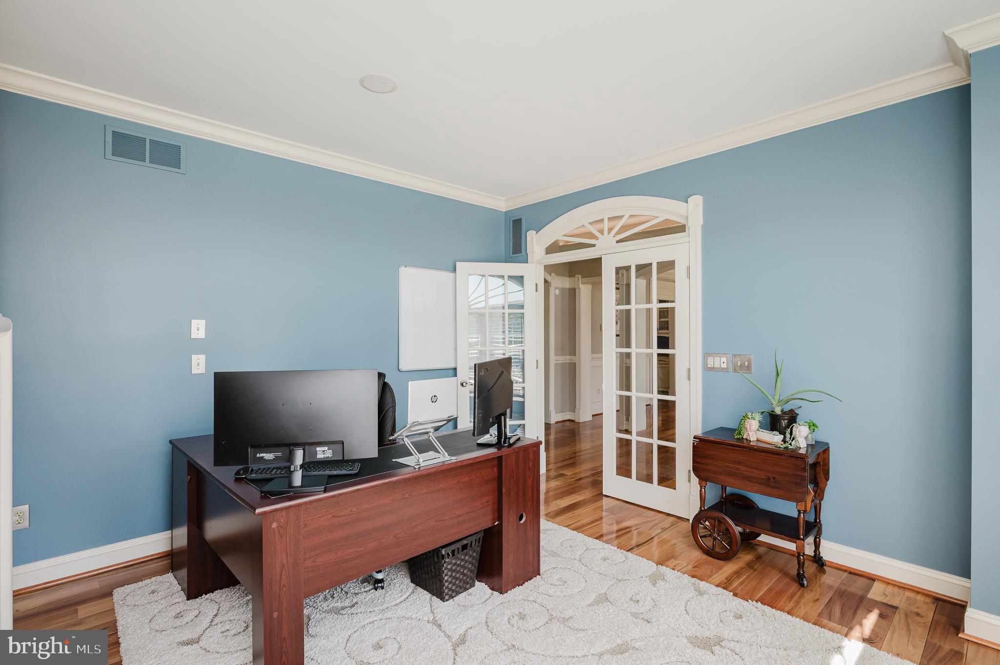 FOX CHASE - Residential