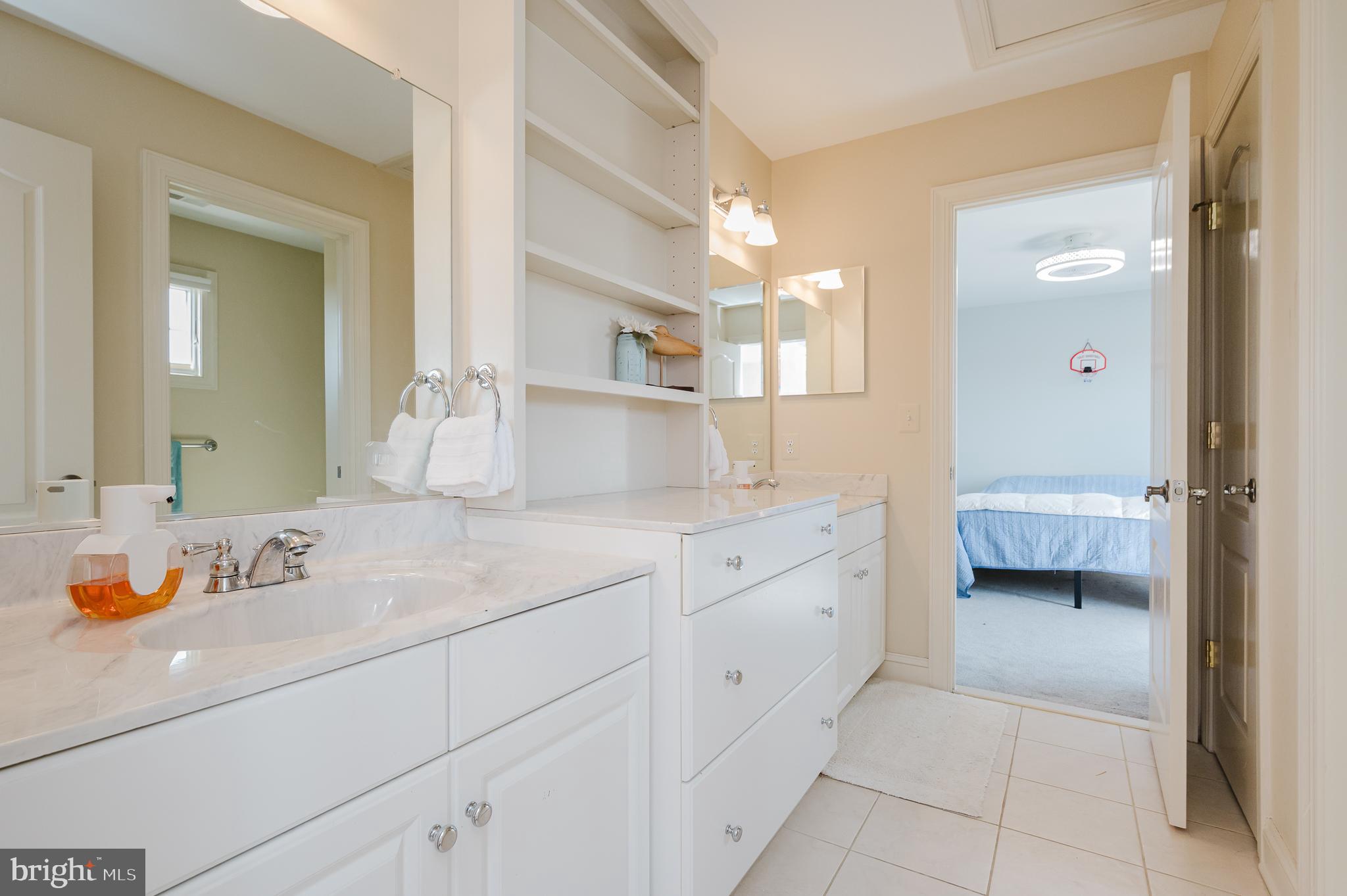 FOX CHASE - Residential