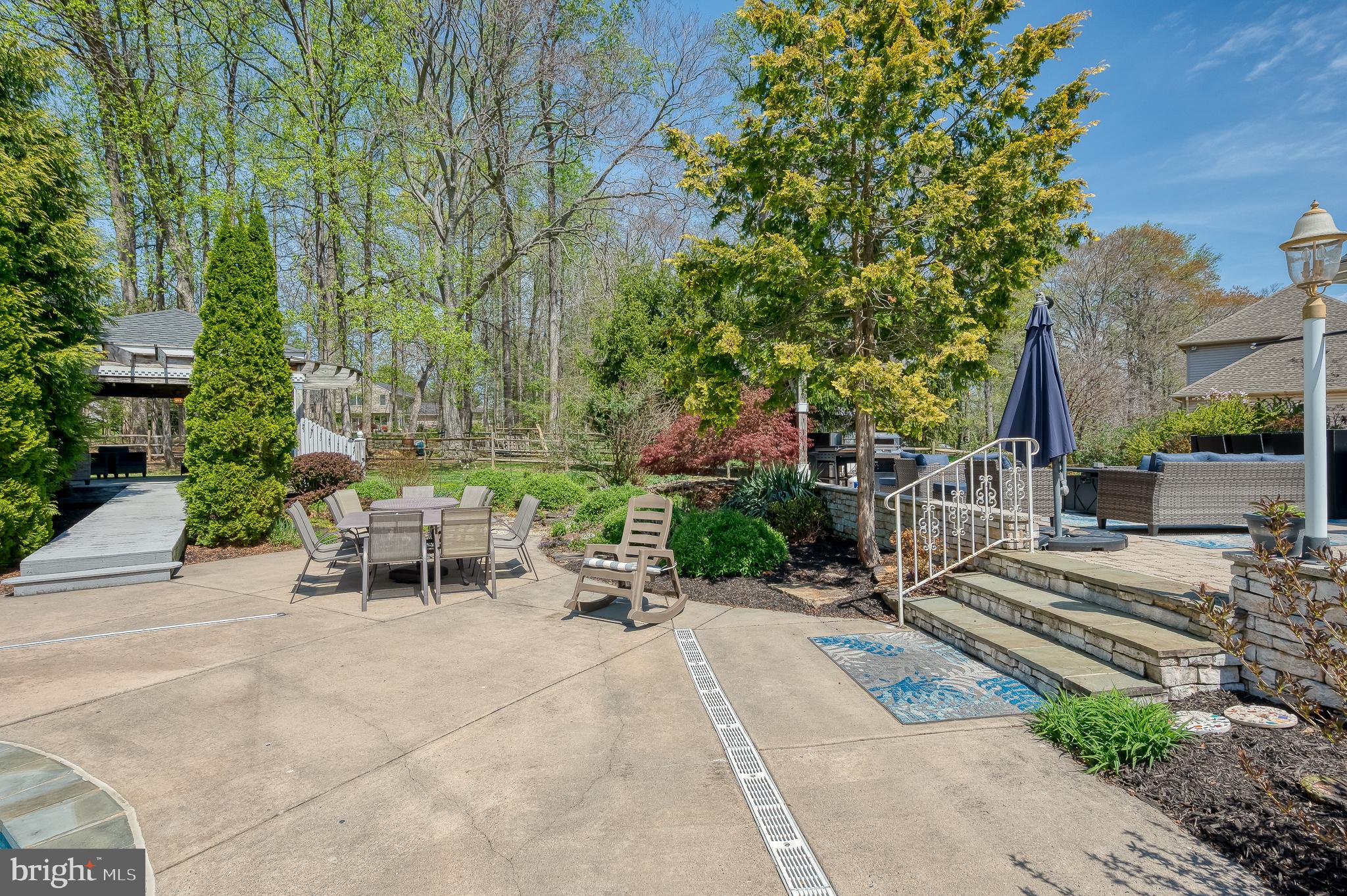 FOX CHASE - Residential