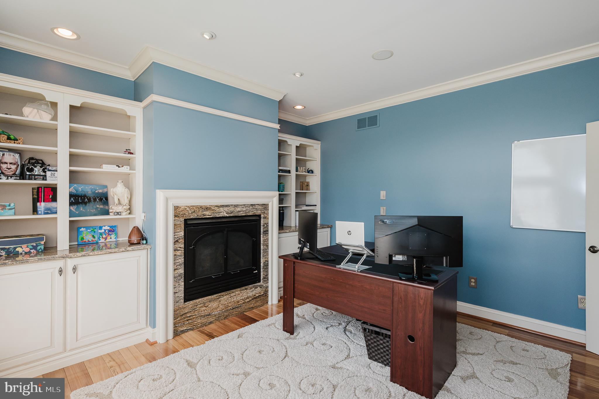 FOX CHASE - Residential